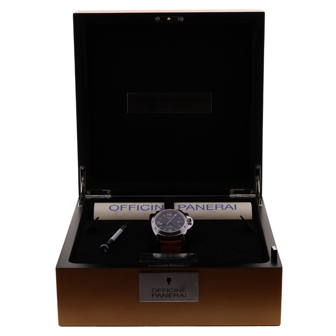 Panerai Luminor GMT Limited Edition, Edelstahl, Ref. PAM00029, 2011, B+P - LUXUHRIA