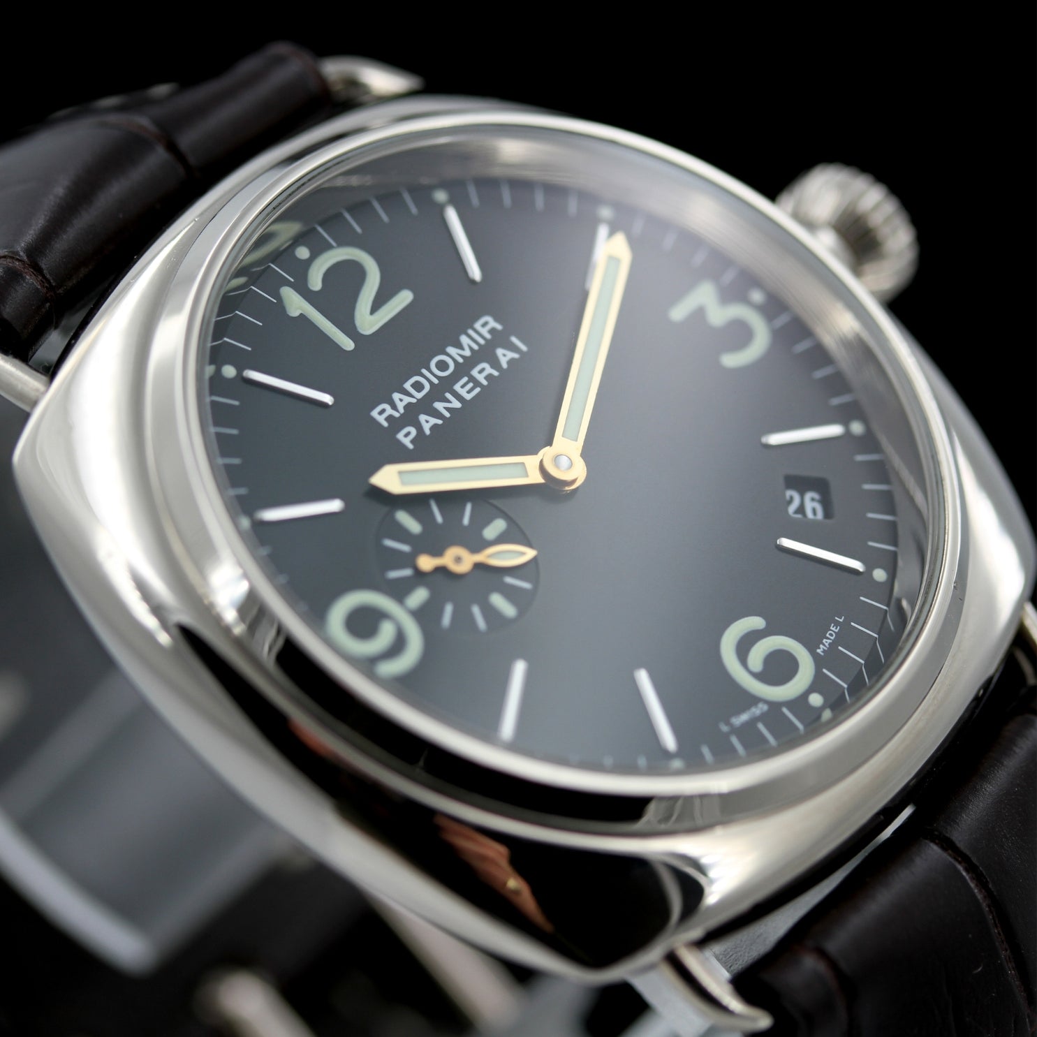 Panerai Radiomir, 18k White Gold, 40 mm, Ref. PAM00062, 2001, B+P - LUXUHRIA