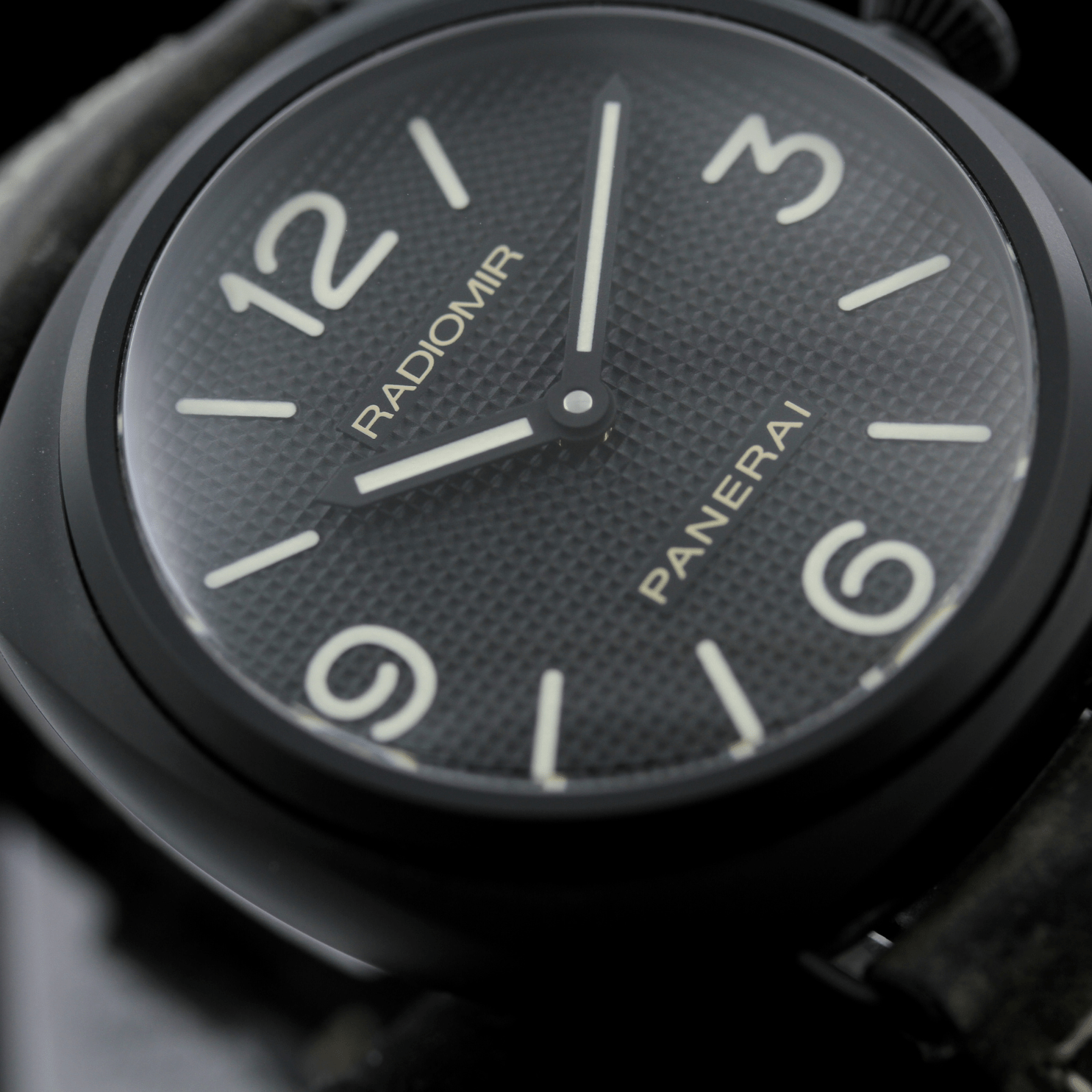 Panerai Radiomir Ceramica Black Seal 45mm, Ref. PAM00643, B+P - LUXUHRIA