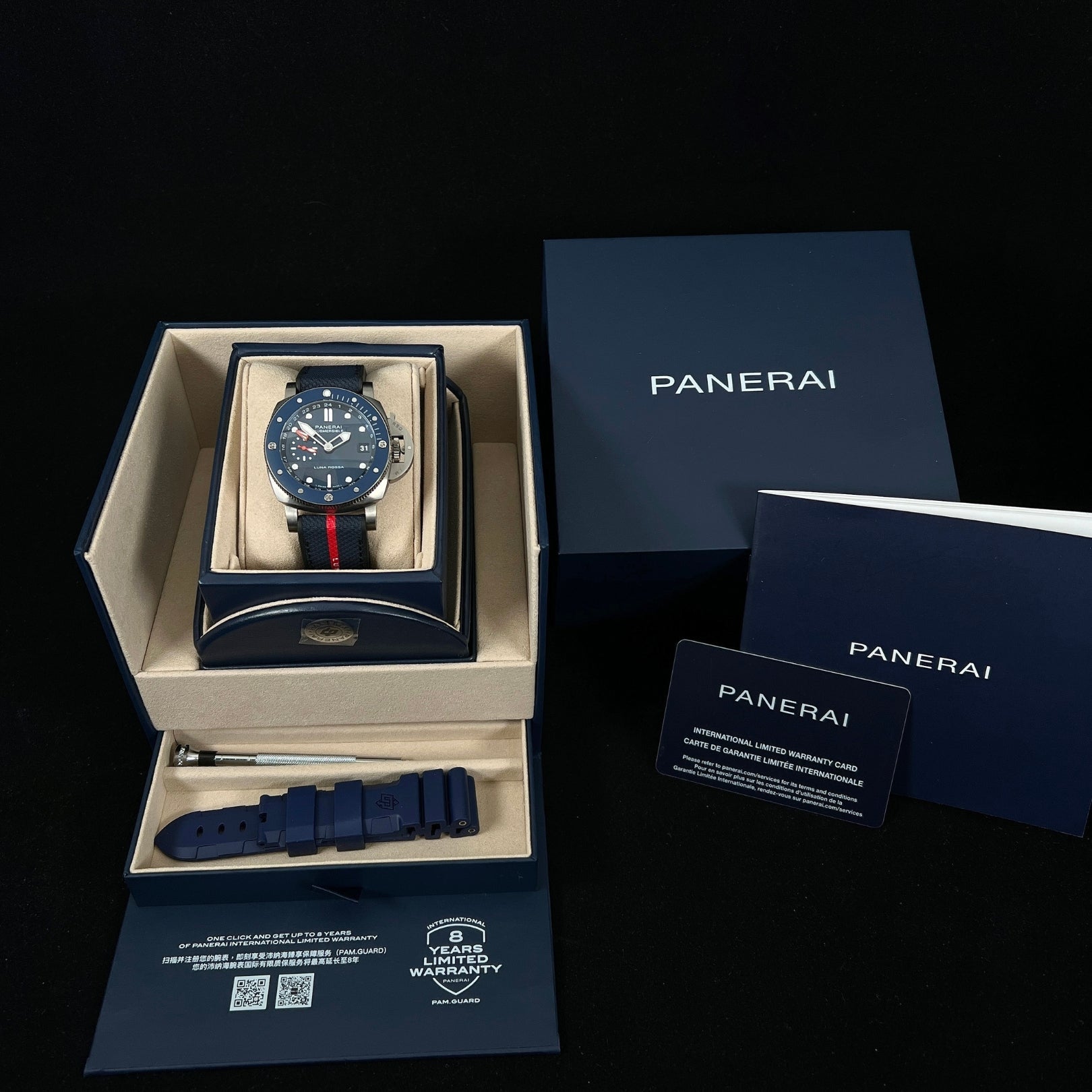 Panerai Submersible GMT Luna Rossa Titanio 42 mm, Ref. PAM01507, 2024, B+P - LUXUHRIA