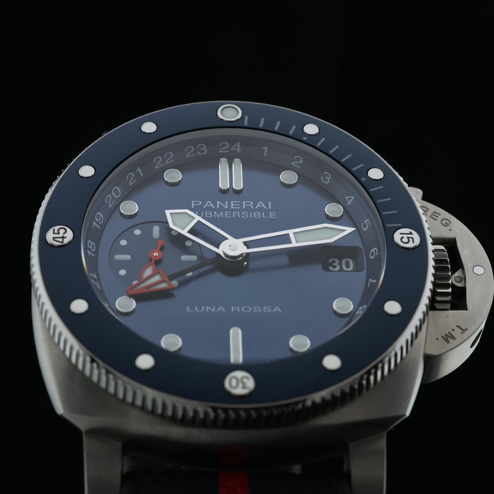 Panerai Submersible GMT Luna Rossa Titanio 42 mm, Ref. PAM01507, 2024, B+P - LUXUHRIA