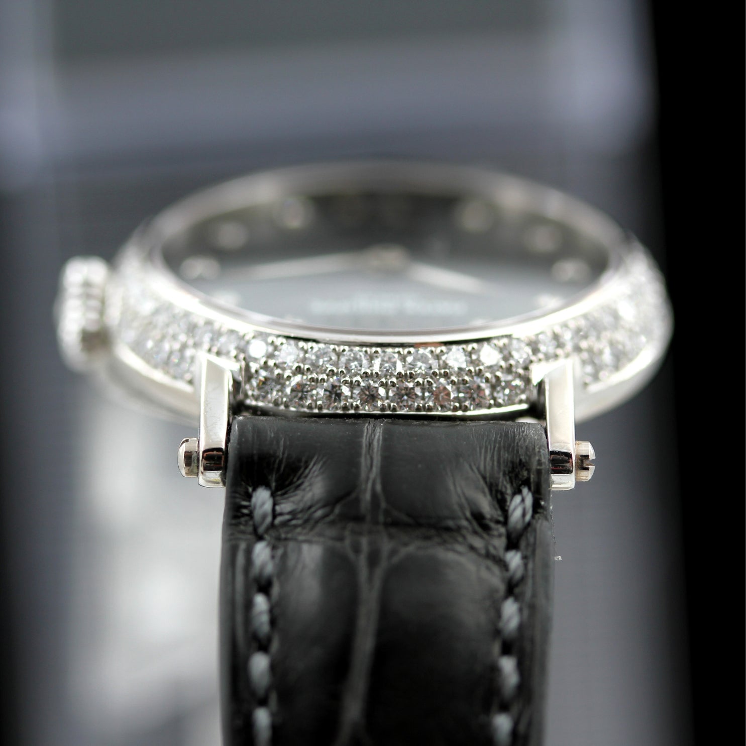 Patek Philippe Calatrava Lady Officier, Whitegold, 89 Diamonds / 1,02 CT., Ref. 4861G - 001, B+P - LUXUHRIA