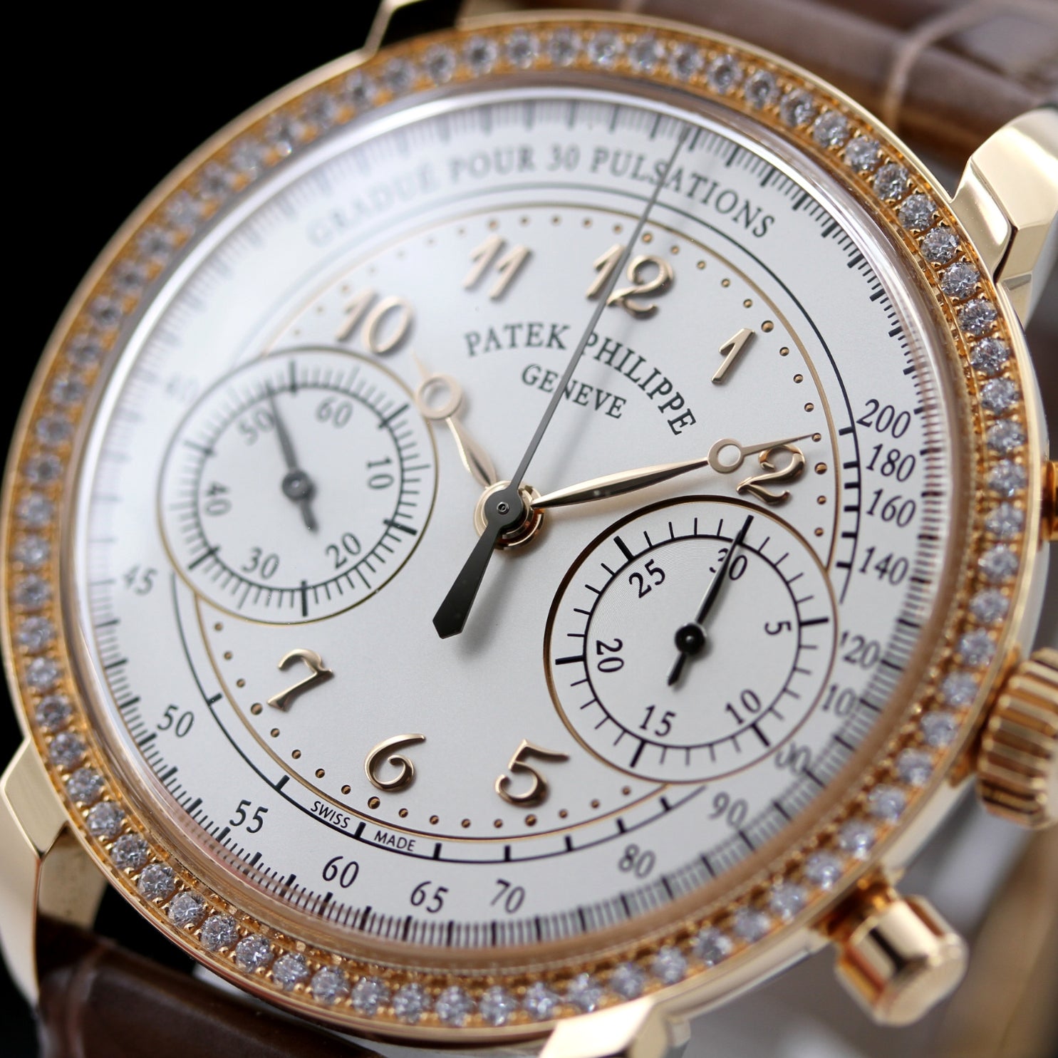 Patek Philippe Chronograph, 99 Diamonds, Handaufzug, 7150/250R-001, ungetragen, B+P - LUXUHRIA