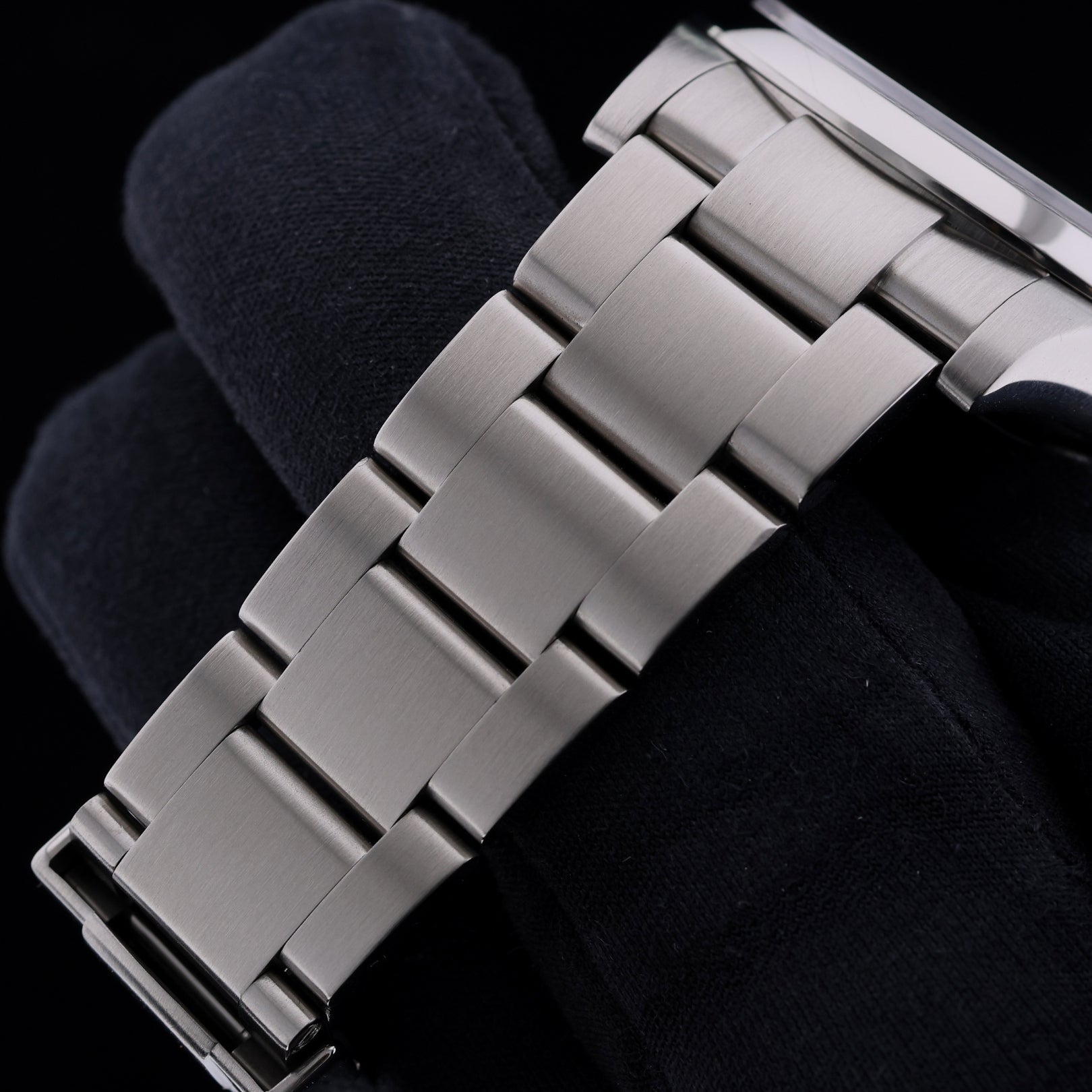 Rolex Air King, White Dial, 34 mm, Ref. 114200, ohne B+P - LUXUHRIA
