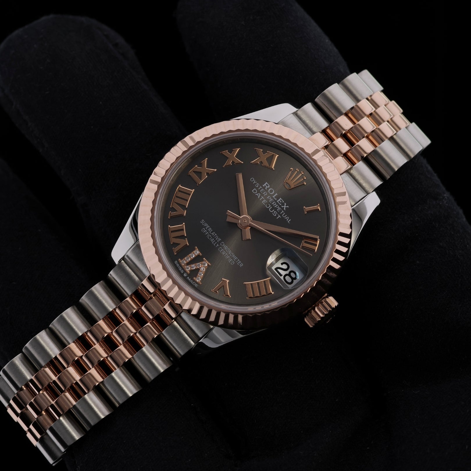Rolex Datejust 31, Schiefergrau mit Diamanten, Jubilee, Ref. 278271, 2024 B+P - LUXUHRIA