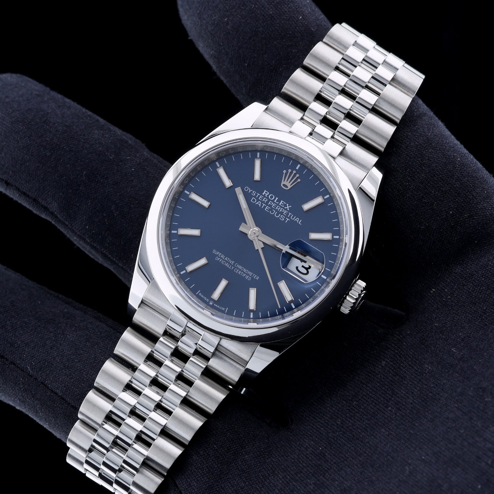 Rolex Datejust 36, blaues Zifferblatt, Jubilee, Ref. 126200, 12 - 2024, B+P - LUXUHRIA