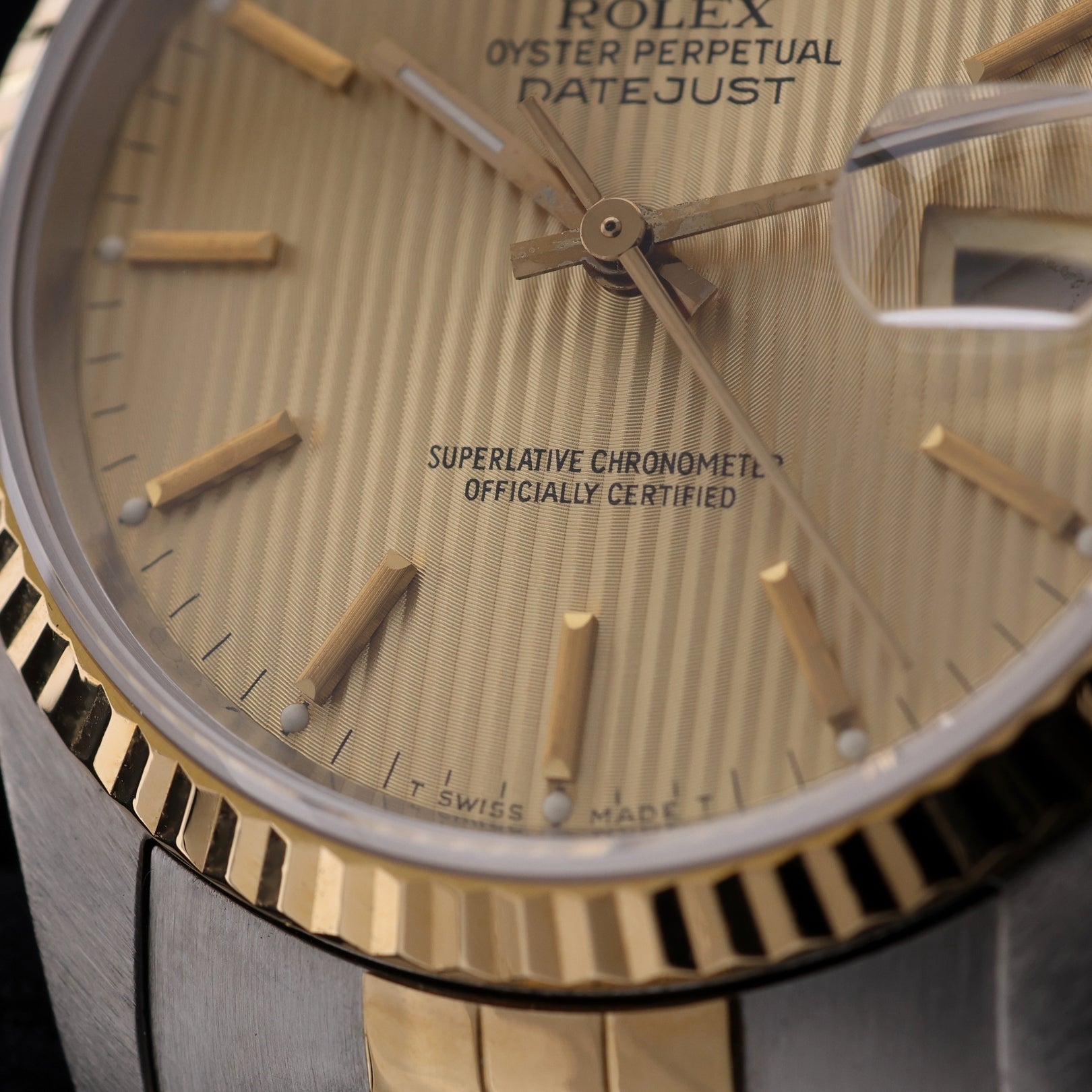 Rolex Datejust 36, Champagne Tapestry Dial, Jubilee - Armband, Ref. 16013, mit Box - LUXUHRIA