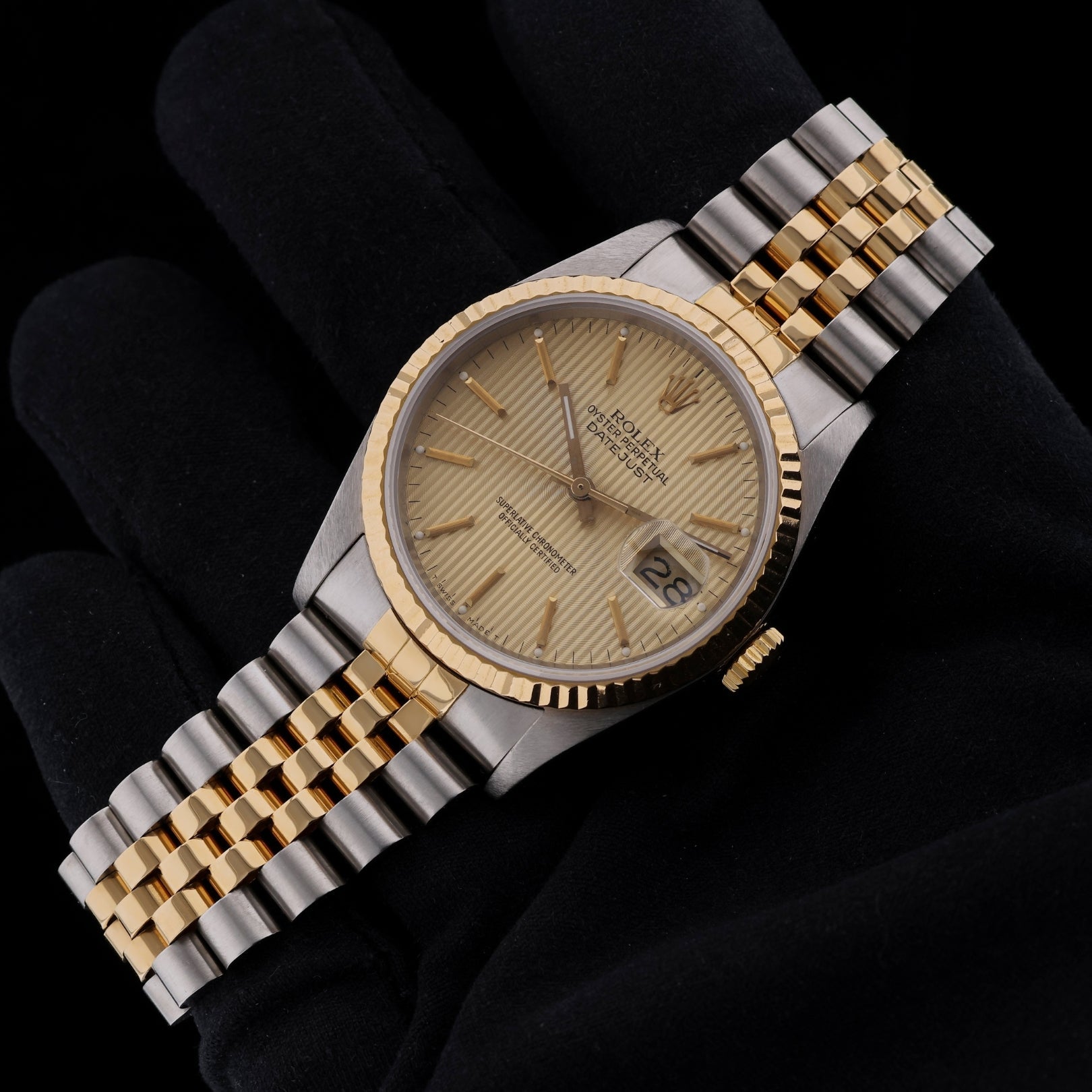 Rolex Datejust 36, Champagne Tapestry Dial, Jubilee - Armband, Ref. 16013, mit Box - LUXUHRIA