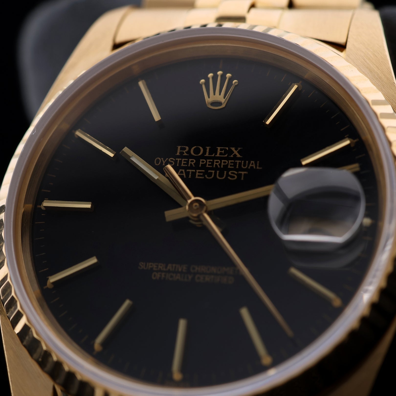 Rolex Datejust 36, Gelbgold, Vintage, Jubilee, Black Dial, verdeckte Schliesse, Ref. 16018, mit Box - LUXUHRIA