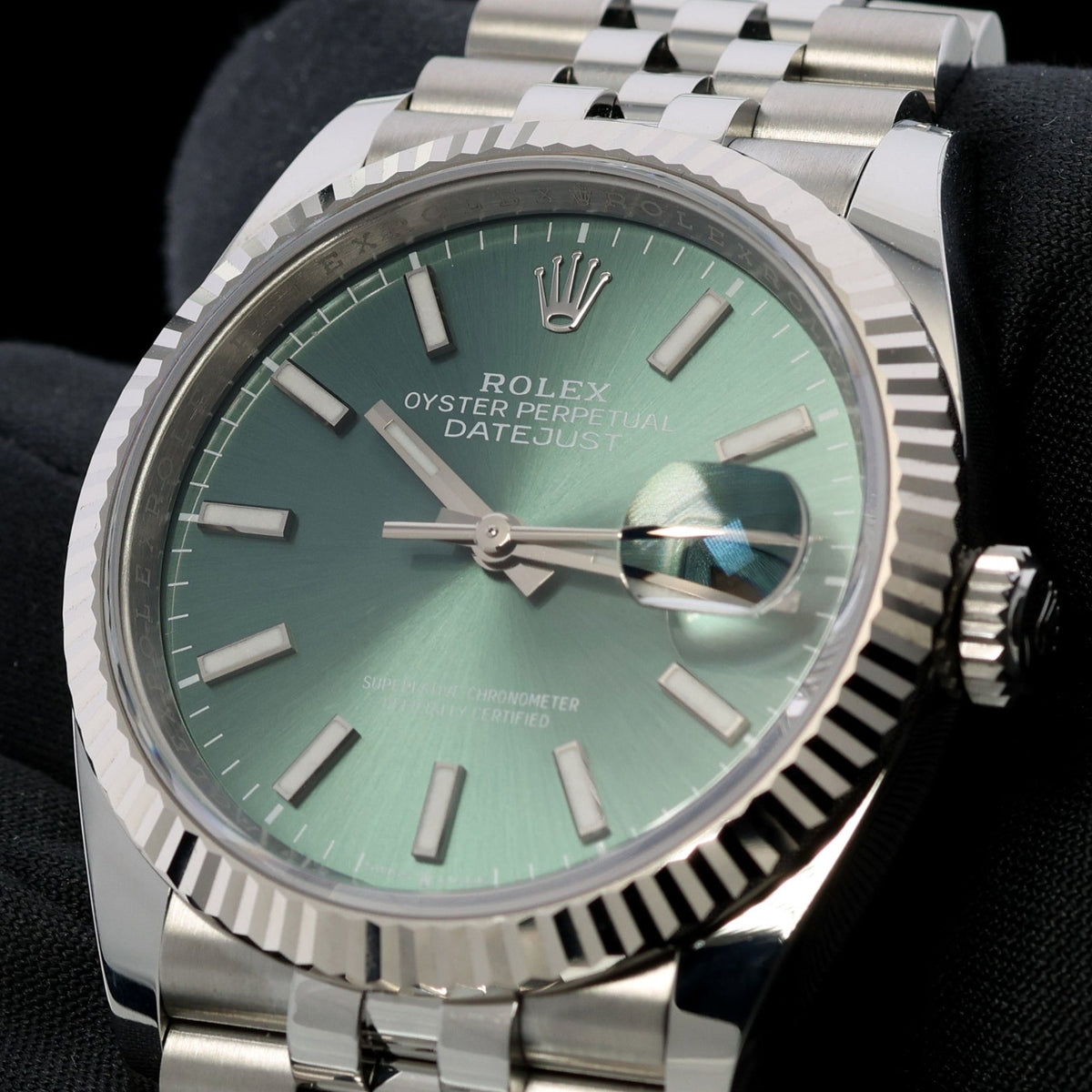 Rolex Datejust 36, Green Mint Dial, Jubilee, Ref. 126234, 2025, B+P - LUXUHRIA