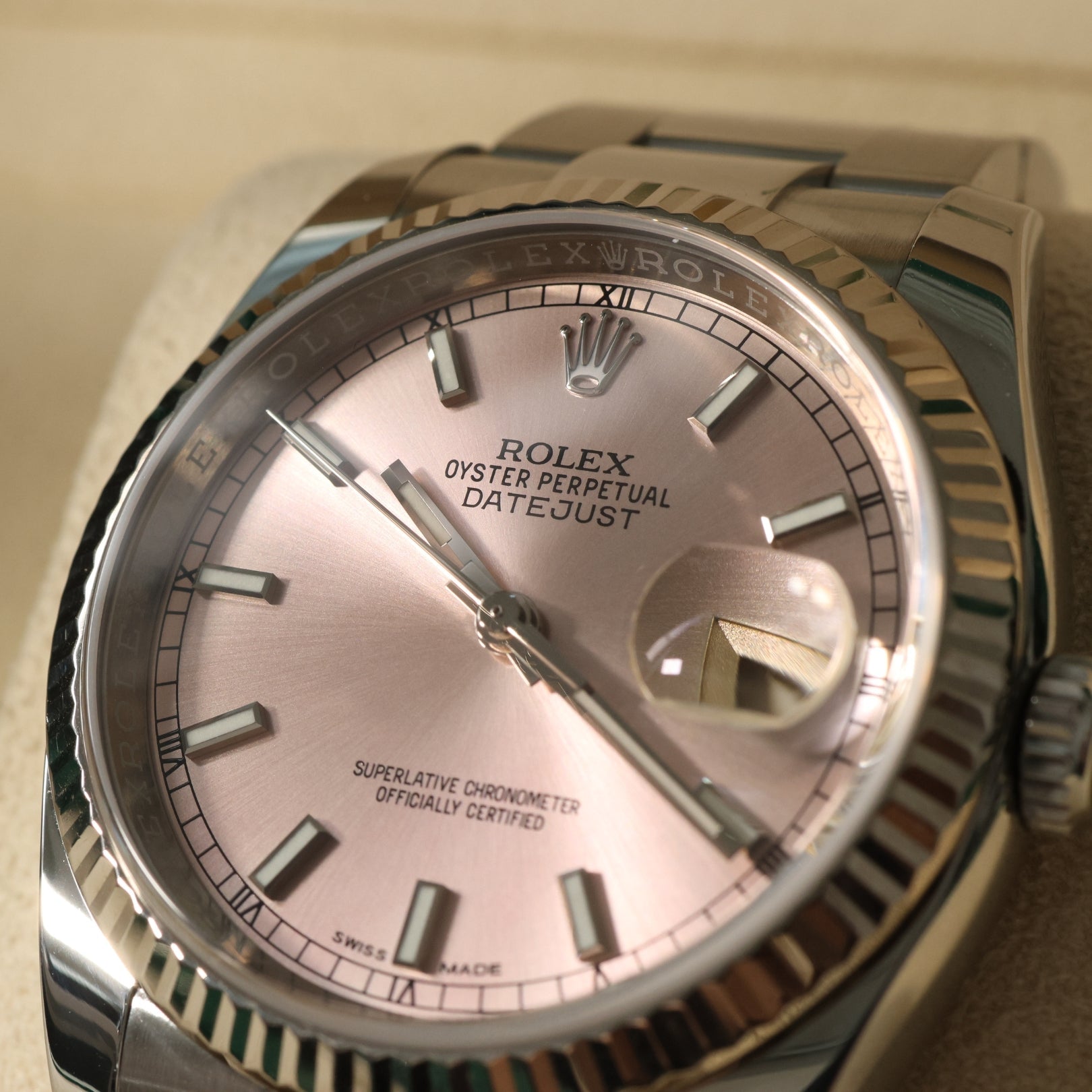 Rolex Datejust 36, Pink Dial, Oyster, Ref. 116234, 02 - 2018, B+P - LUXUHRIA