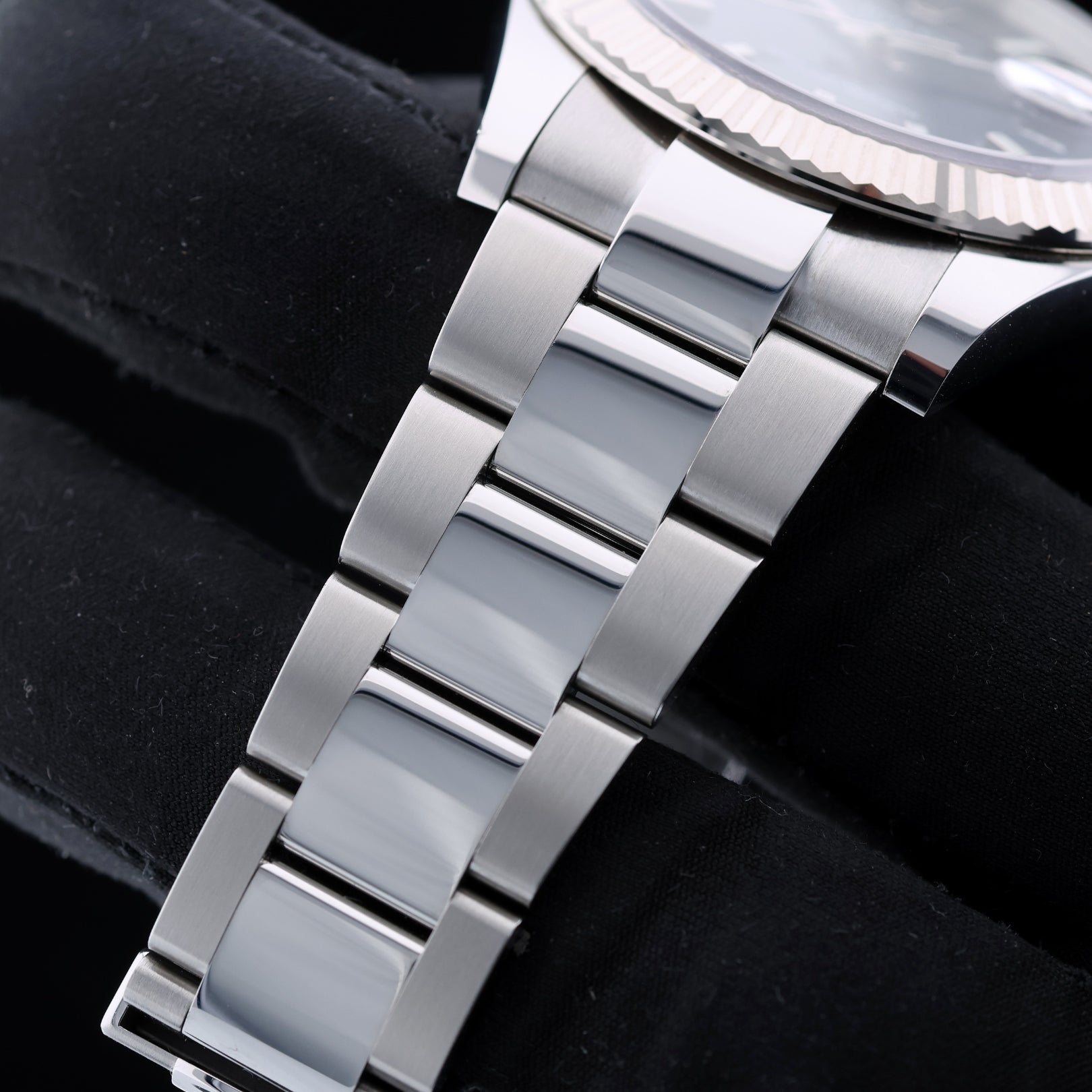 Rolex Datejust 41, blaues Zifferblatt, weissgold Lünette, 2022, Ref. 126334, B+P - LUXUHRIA