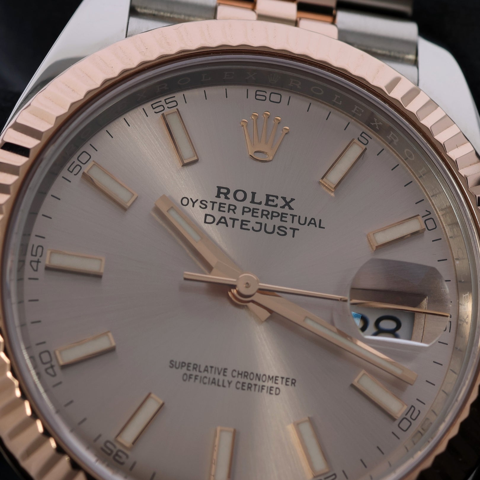 Rolex Datejust 41, Jubilee, Rolesor Everose, Sundust Dial, Ref. 126331, 12 - 2019, Rolex - Service 11 - 2025, B+P - LUXUHRIA