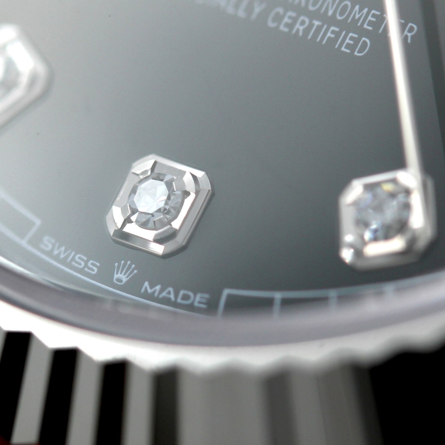 Rolex Datejust 41, schwarz Brillant, Ref. 126334, Brillantbesetzt, B+P - LUXUHRIA