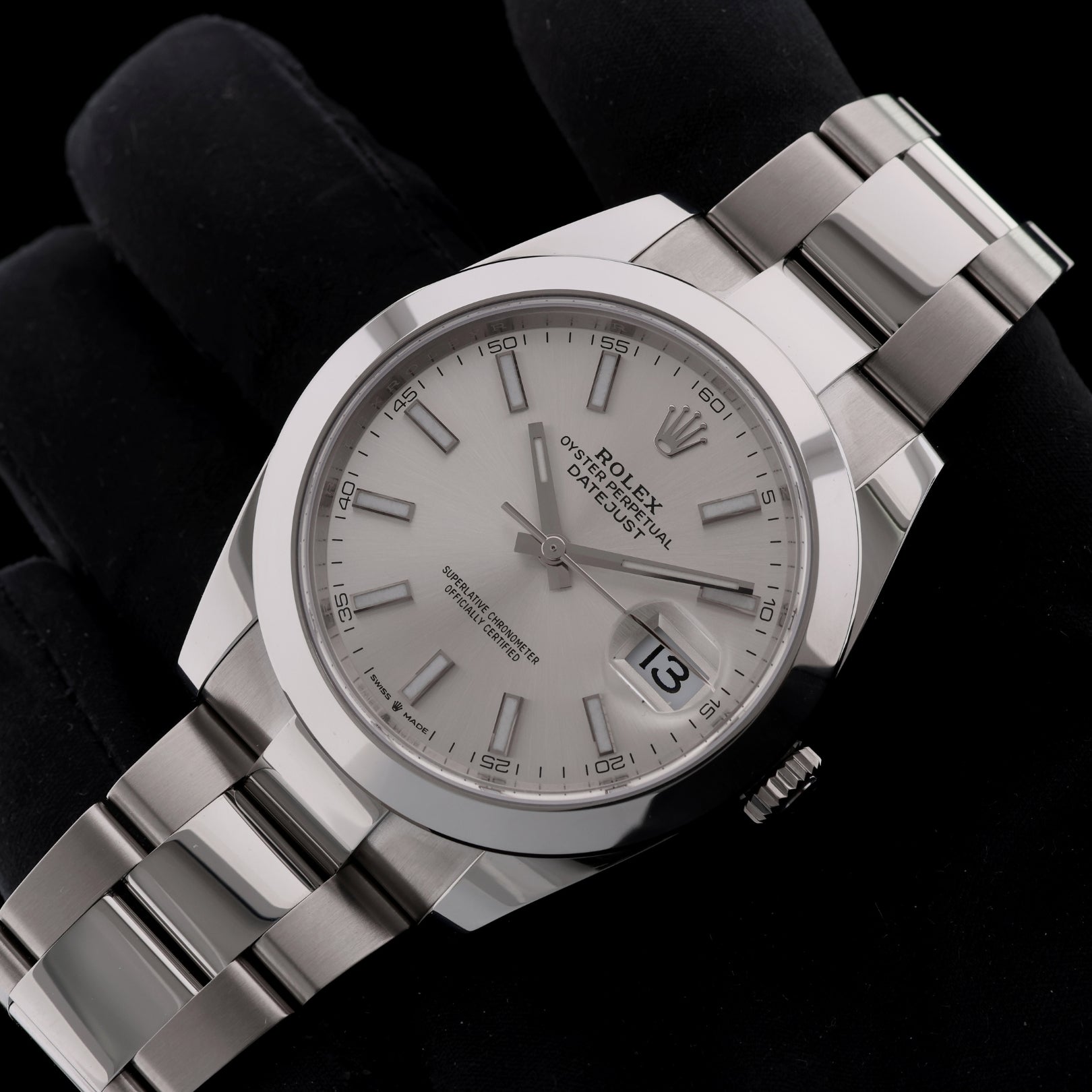 Rolex Datejust 41, Silver Dial, Oyster, Ref. 126300, 12 - 2024, B+P - LUXUHRIA