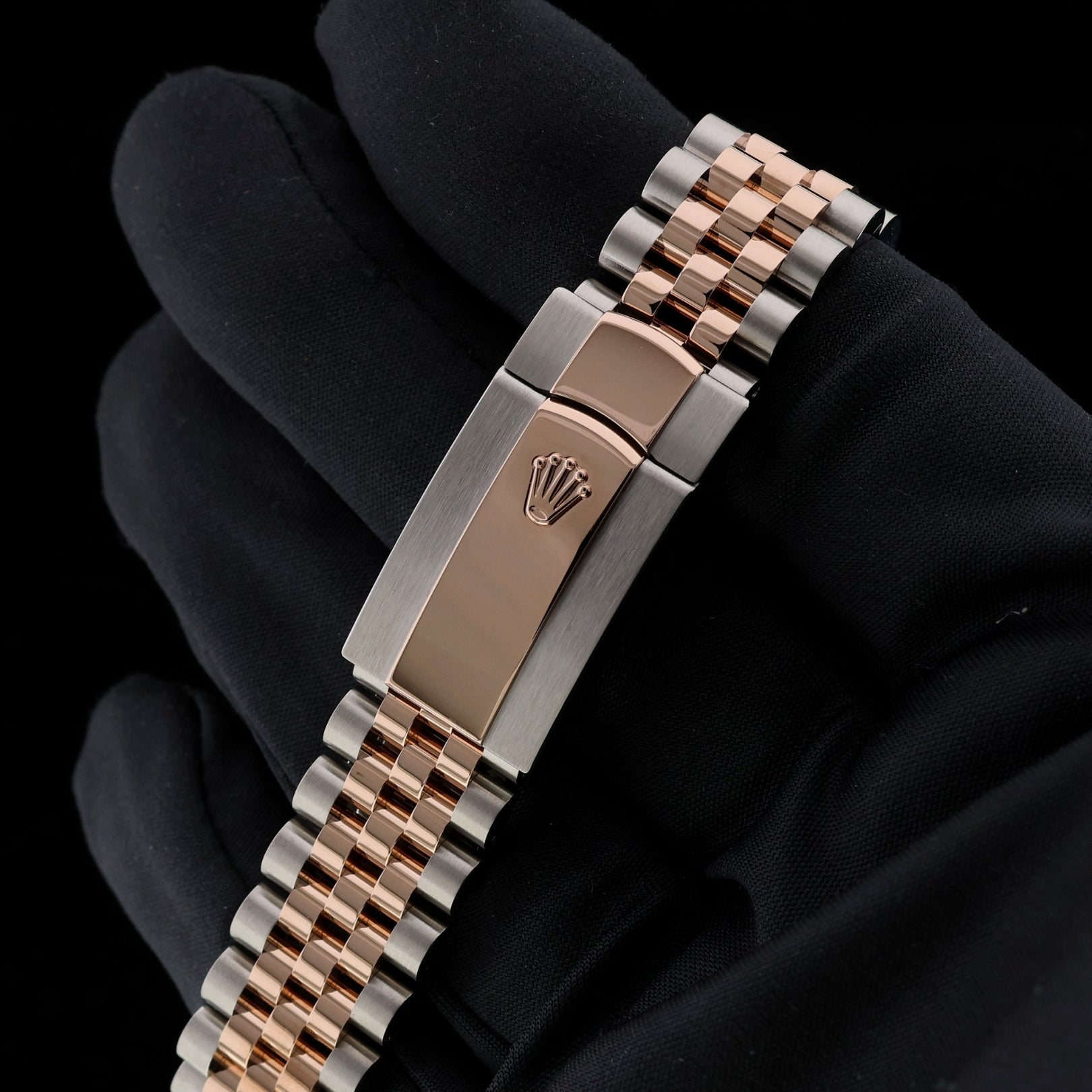 Rolex Datejust 41, Sundust Dial, Jubilee, Everose-Gold, Erstkaufrechnung, Ref. 126331, 2022, B+P - LUXUHRIA