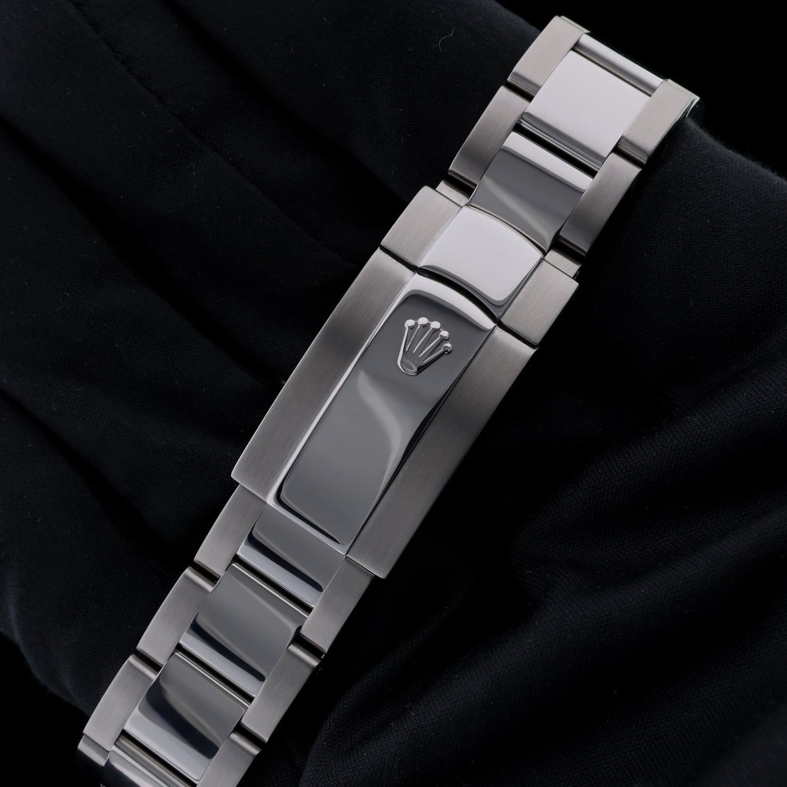 Rolex Datejust 41, White Roman Dial, Oyster, Rolex - Service 10 - 2025, Ref. 126300, 10 - 2019, B+P - LUXUHRIA