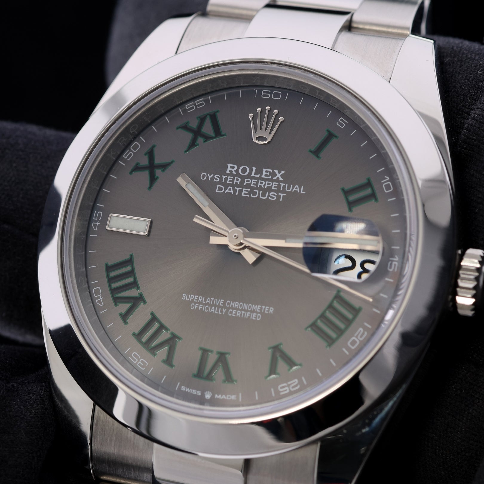 Rolex Datejust 41, Wimbledon Dial, Oyster, Ref. 126300, 2022, B+P - LUXUHRIA