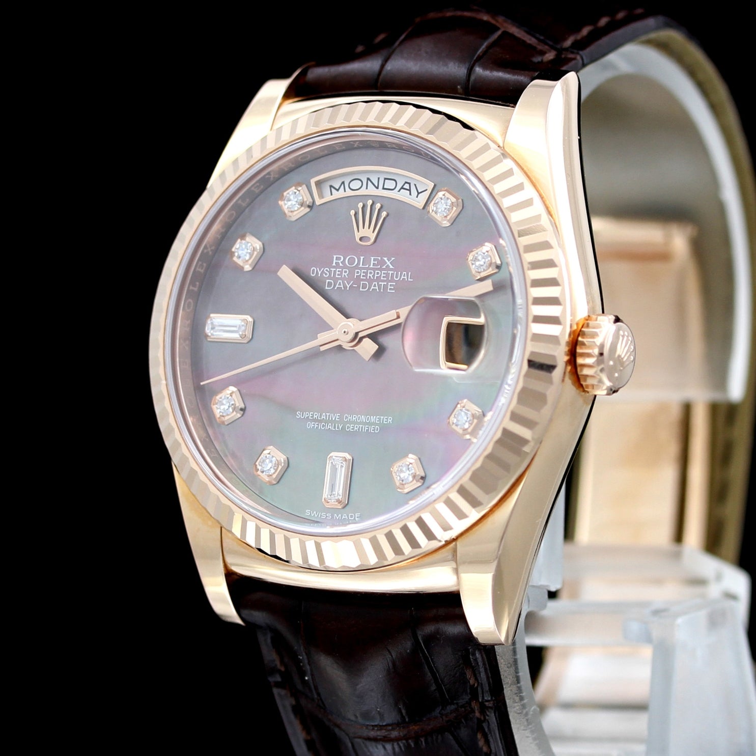 Rolex Day - Date 36, Everose Gold, Chocolate MOP Perlmutt, Ref. 118135, B+P - LUXUHRIA