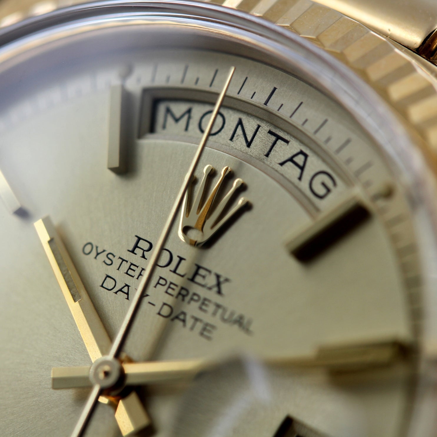 Rolex Day - Date 36, Gelbgold, Champagner, Vintage in Top - Zustand, ca.1975, Ref. 1803 - LUXUHRIA