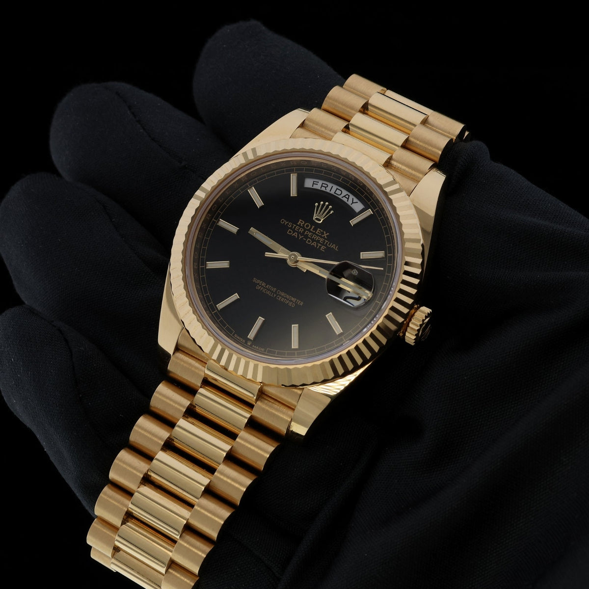 Rolex Day-Date 40, Black Motif Dial, Gelbgold, Ref. 228238, 2021, B+P - LUXUHRIA