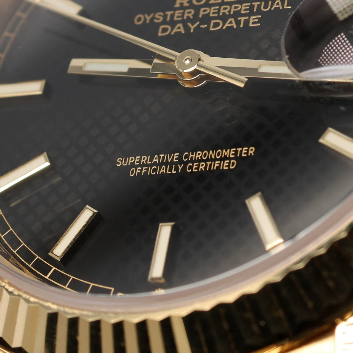 Rolex Day-Date 40, Black Motif Dial, Gelbgold, Ref. 228238, 2021, B+P - LUXUHRIA