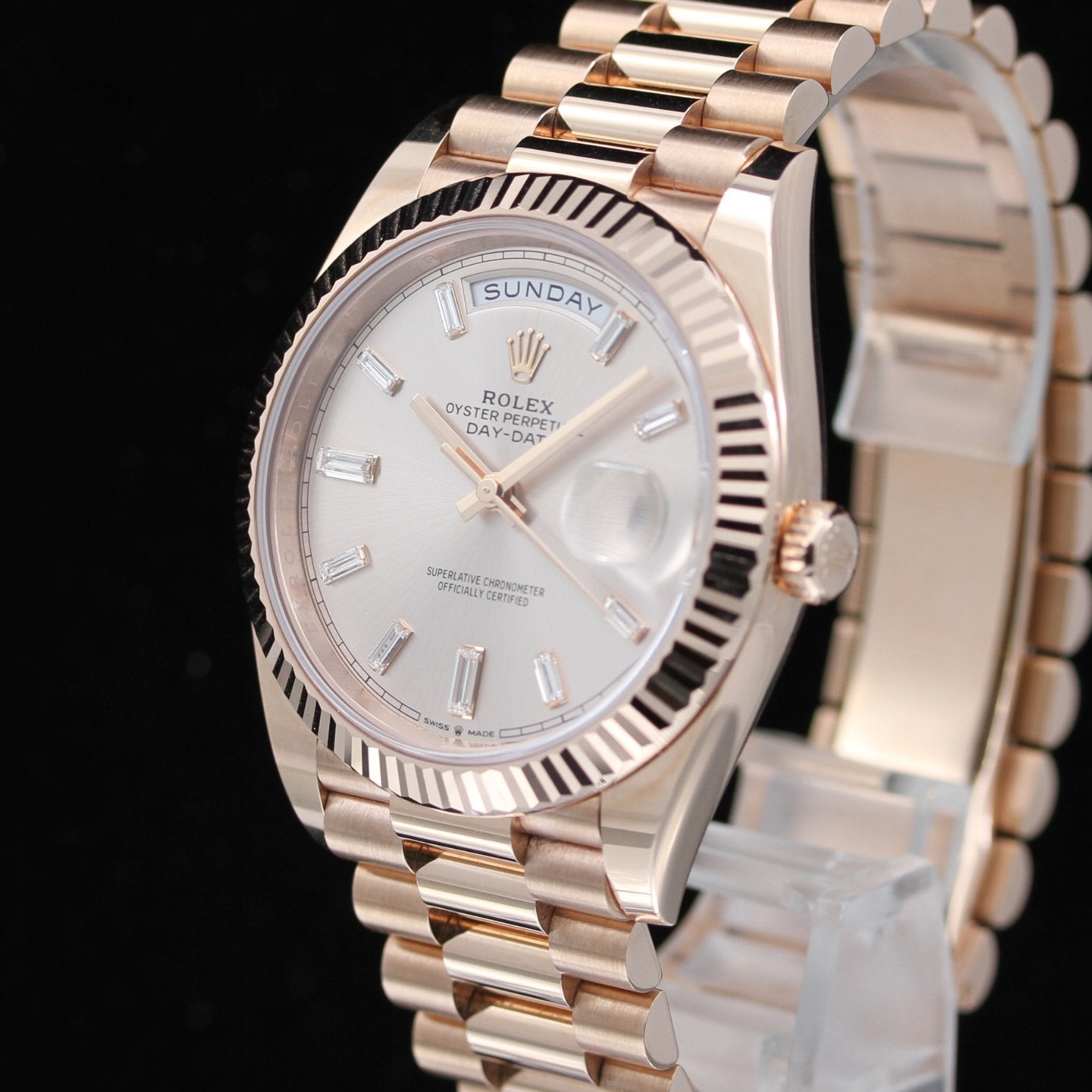 Rolex Day - Date 40, Everose Gold, Sundust Baguette Dial, Ref. 228235, 2023, B+P - LUXUHRIA