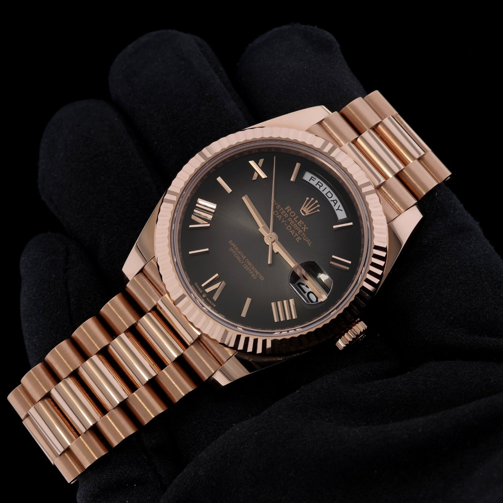 Rolex Day - Date 40, Ombre Grey Dial, Everose Gold, President Band, Ref. 228235, 07 - 2024, B+P - LUXUHRIA