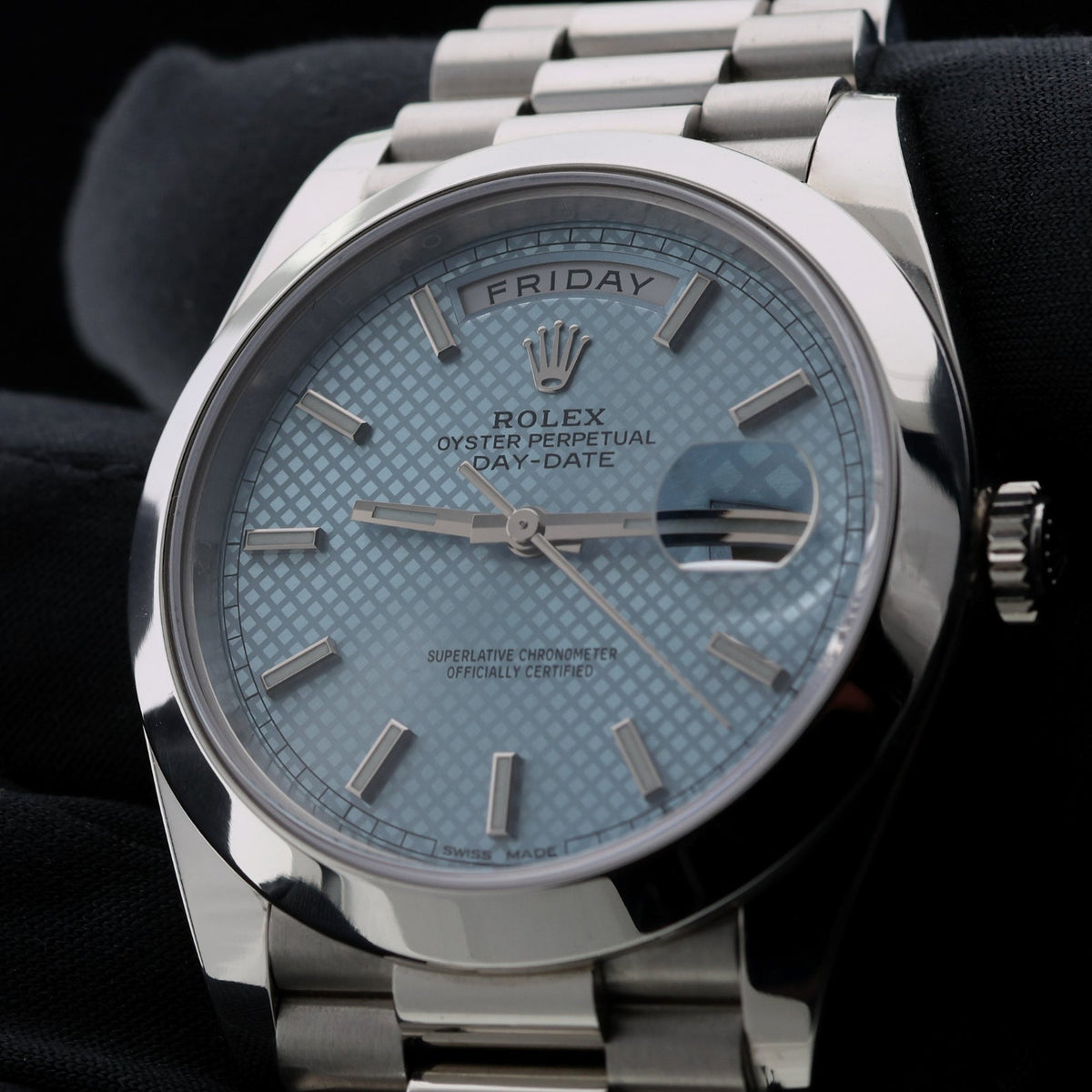 Rolex Day-Date 40, Platinum, Ice Blue Motif Dial, LC100, Ref. 228206, 11-2019, B+P - LUXUHRIA