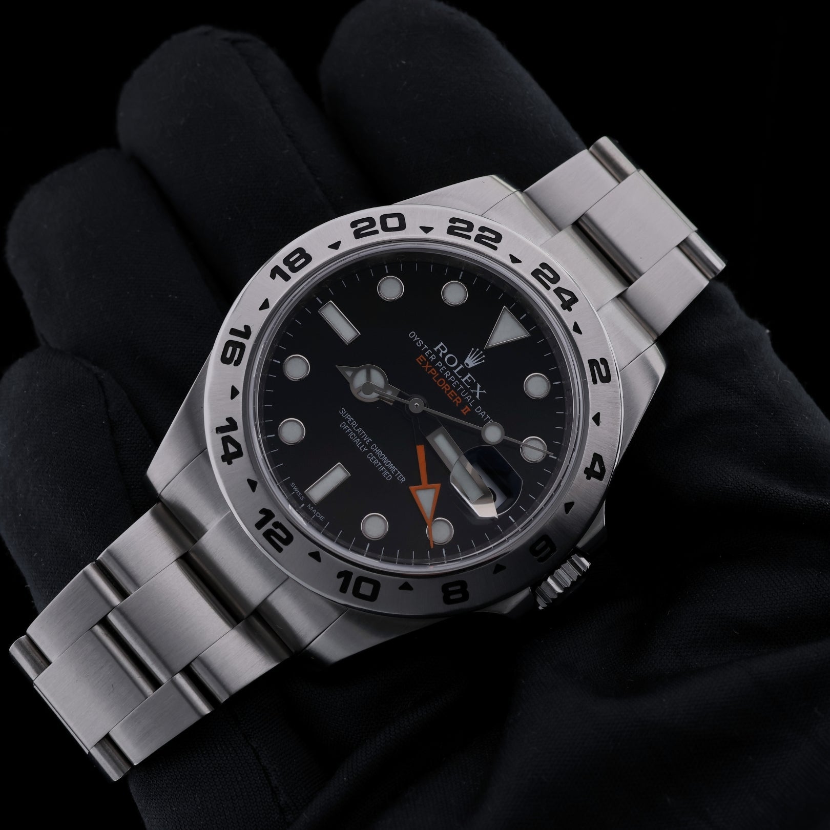 Rolex Explorer II, Black Dial, Rolex Service 2025, LC100, Ref. 216570, 2014, B+P - LUXUHRIA