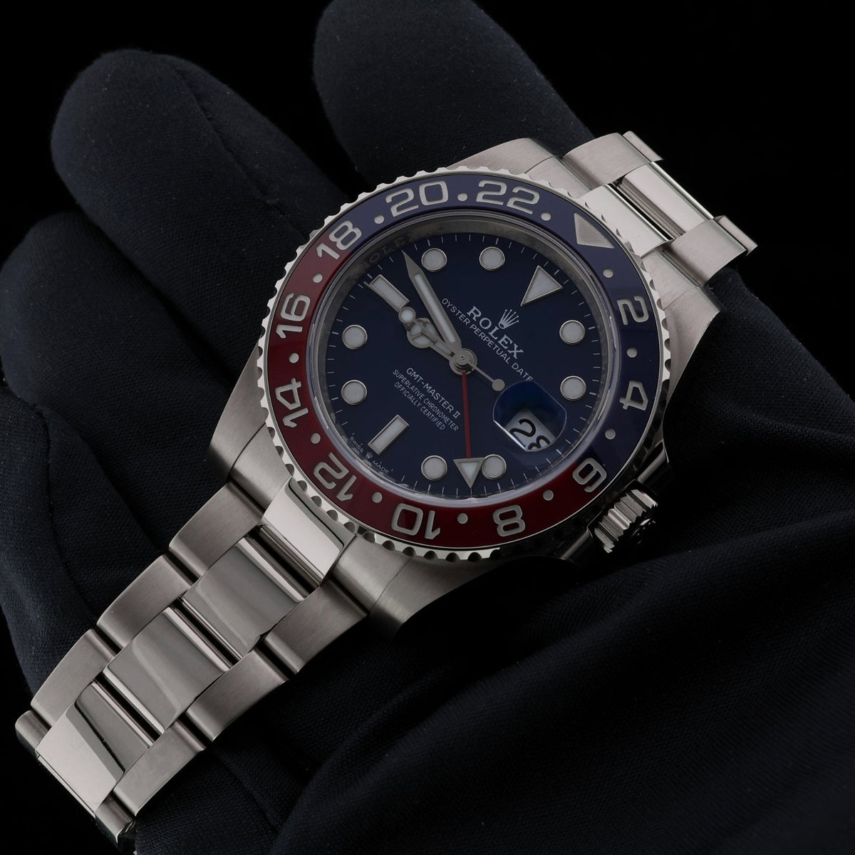 Rolex GMT Master II, "Pepsi", Blue Dial, Weissgold, Ref. 126719BLRO, 2025, B+P - LUXUHRIA
