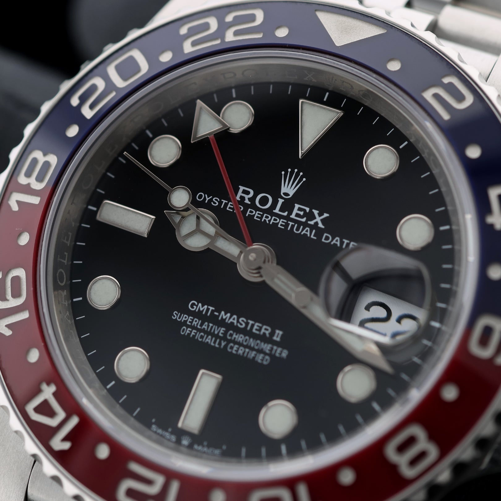 Rolex GMT Master II, "Pepsi", Jubilee, Ref. 126710BLRO, 2019, B+P - LUXUHRIA