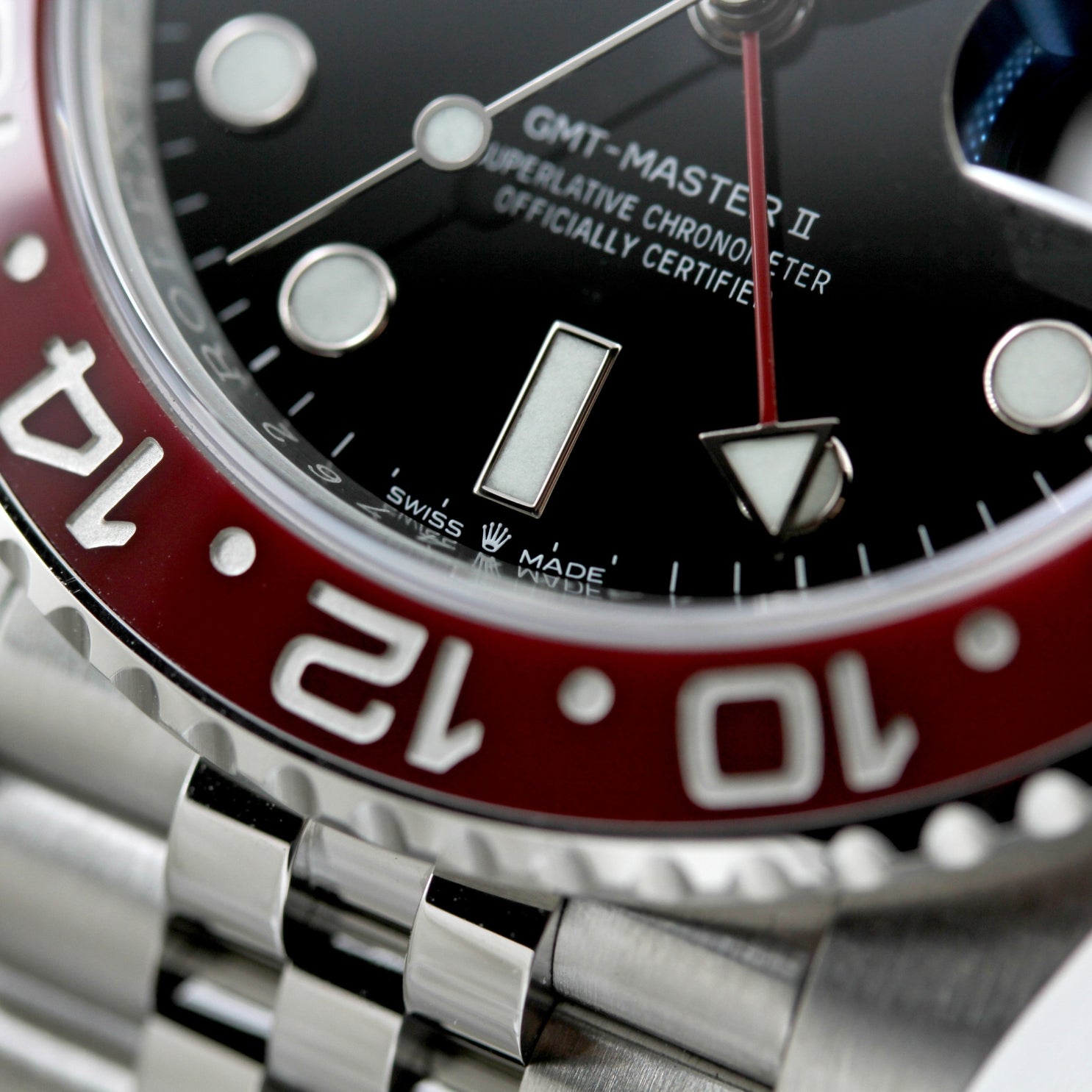 Rolex GMT Master II, "Pepsi", Jubilee, Ref. 126710BLRO, 2022, B+P - LUXUHRIA