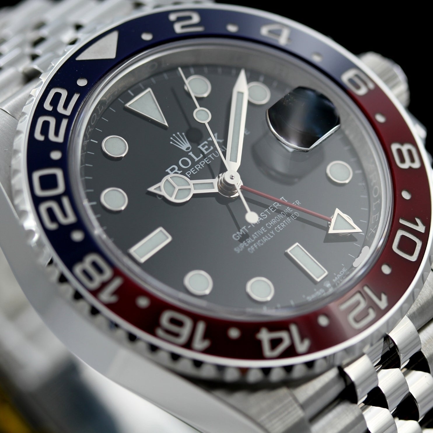 Rolex GMT Master II, "Pepsi", Jubilee, Ref. 126710BLRO, 2022, B+P - LUXUHRIA