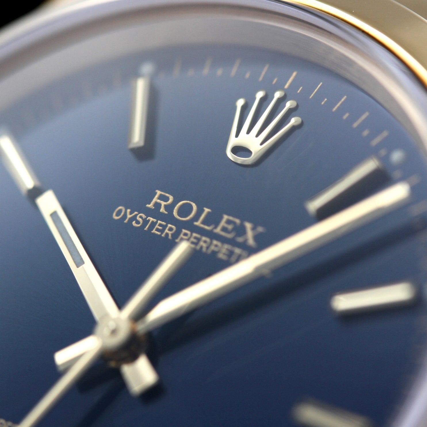 Rolex Oyster Perpetual 34 Blue, Gelbgold, 14208M, 2004, B+P - LUXUHRIA