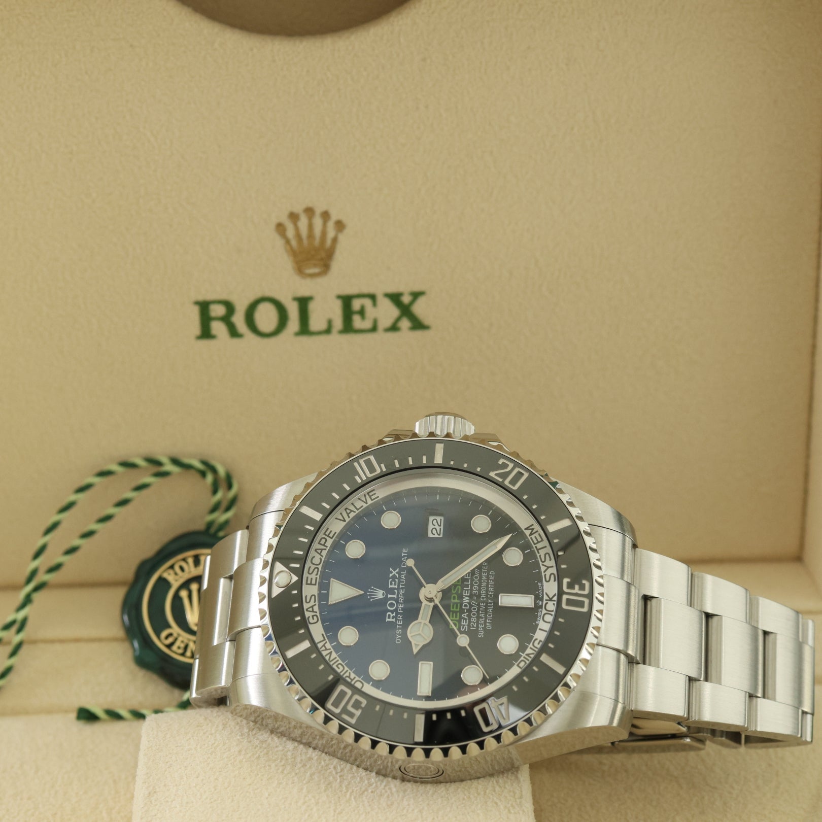 Rolex Sea - Dweller Deepsea 44mm, "James Cameron", Service 2026, LC100, Ref. 126660, 2020, B+P - LUXUHRIA