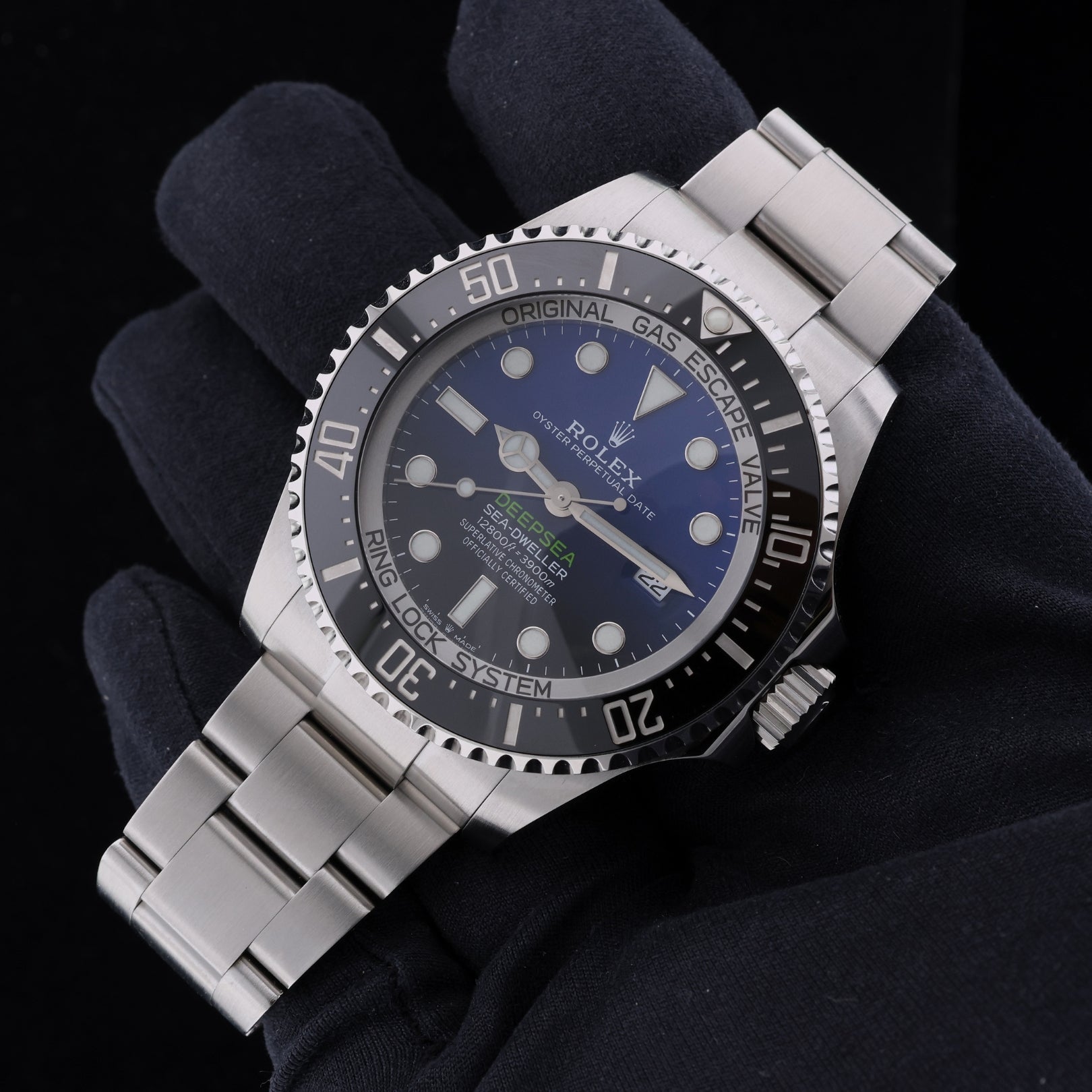 Rolex Sea - Dweller Deepsea 44mm, "James Cameron", Service 2026, LC100, Ref. 126660, 2020, B+P - LUXUHRIA