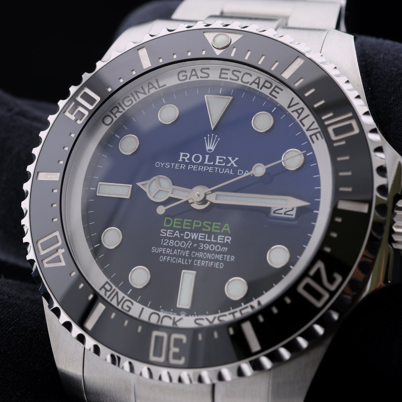 Rolex Sea - Dweller Deepsea 44mm, "James Cameron", Service 2026, LC100, Ref. 126660, 2020, B+P - LUXUHRIA