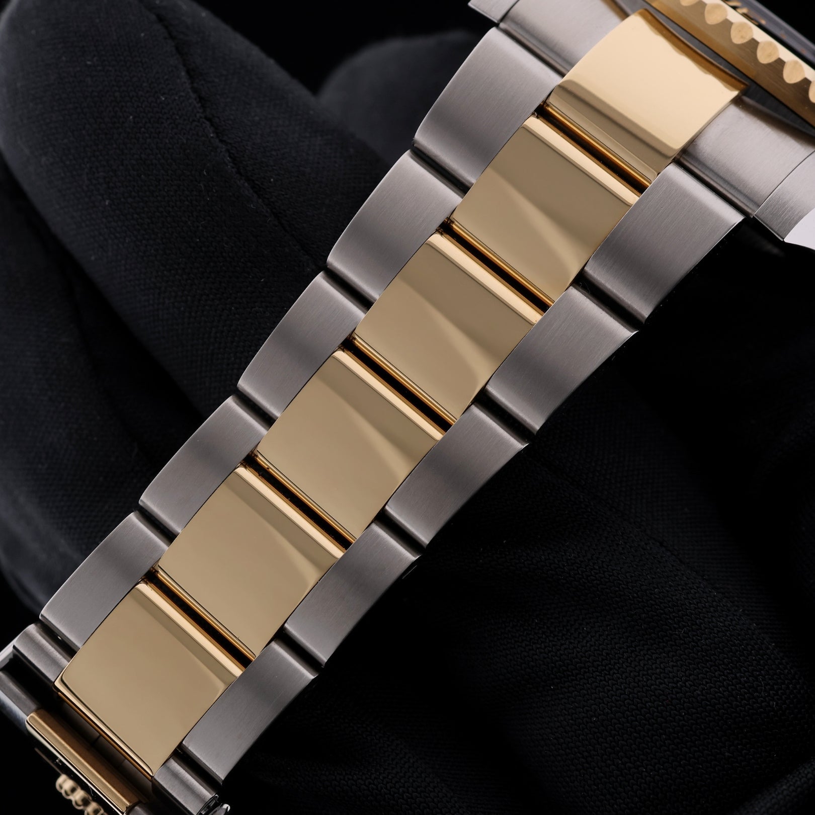 Rolex Sea-Dweller Deepsea, Edelstahl/Gelbgold, Erstkaufrechnung, Ref. 126603, 2022, B+P - LUXUHRIA