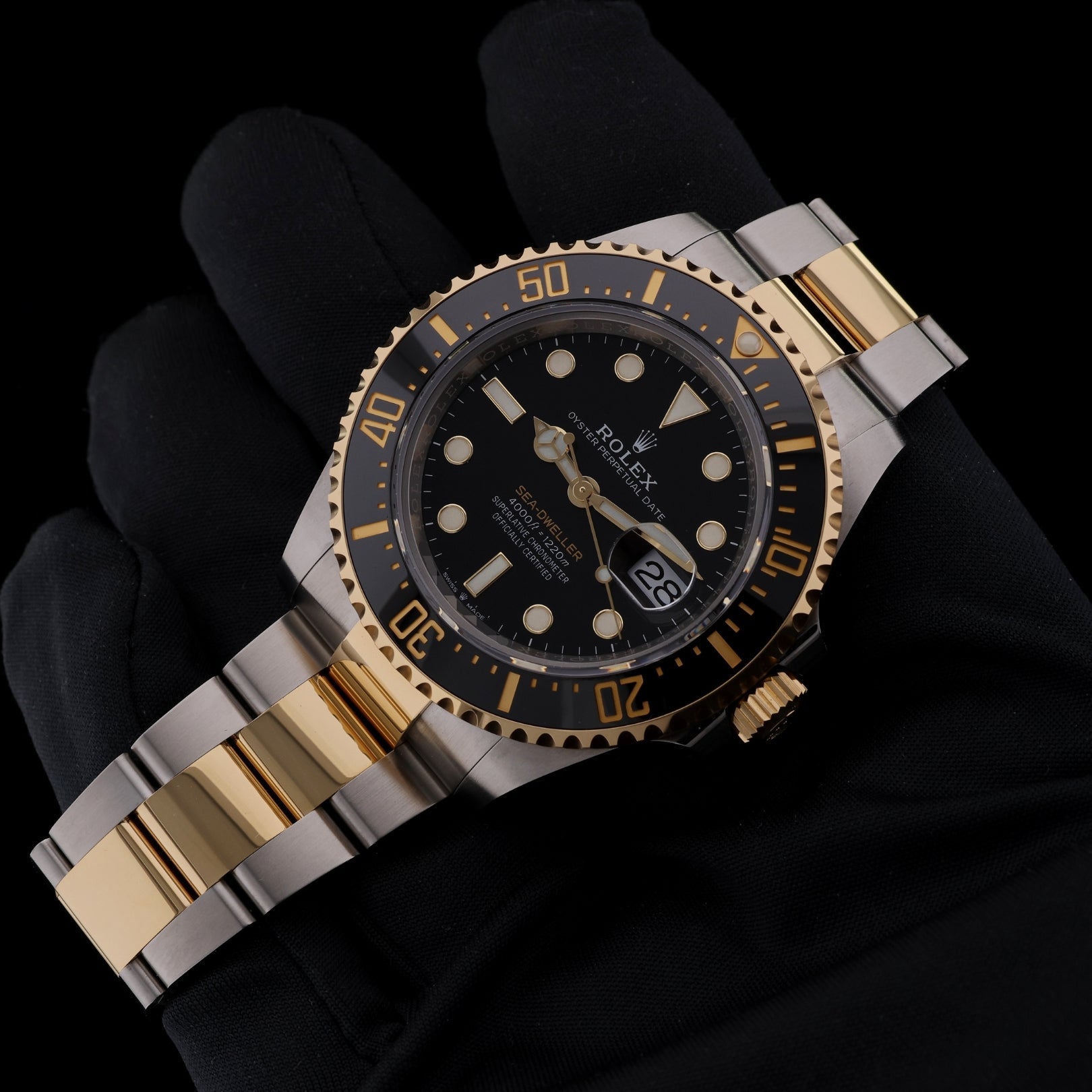 Rolex Sea-Dweller Deepsea, Edelstahl/Gelbgold, Erstkaufrechnung, Ref. 126603, 2022, B+P - LUXUHRIA