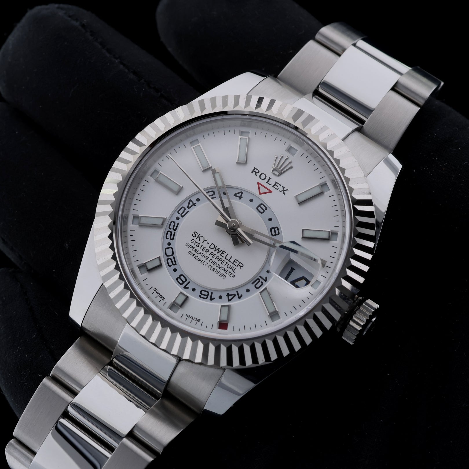 Rolex Sky - Dweller 42mm, Edelstahl, weisses Zifferblatt, 326934, B+P - LUXUHRIA