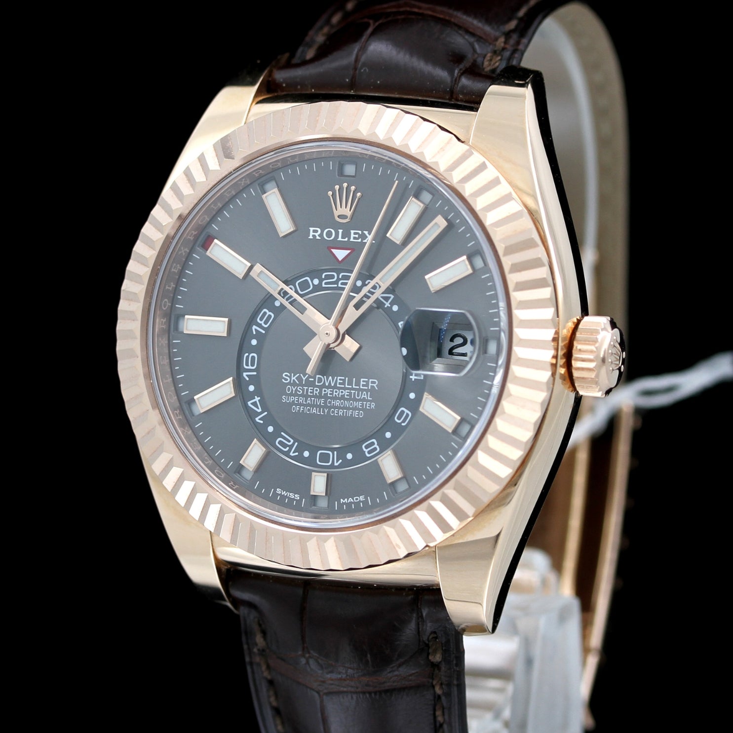 Rolex Sky - Dweller 42mm, Everose Gold, Grey Dial, Ref. 326135, B+P - LUXUHRIA