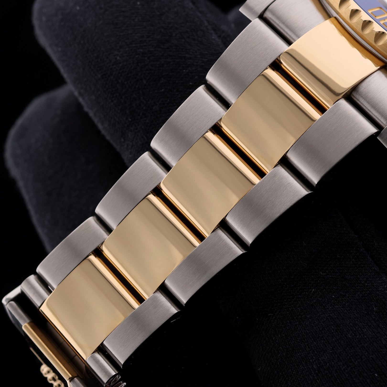 Rolex Submariner Date, "Bluesy", Blue Dial, Stahl/Gelbgold, Ref. 126613LB, 2024, B+P - LUXUHRIA