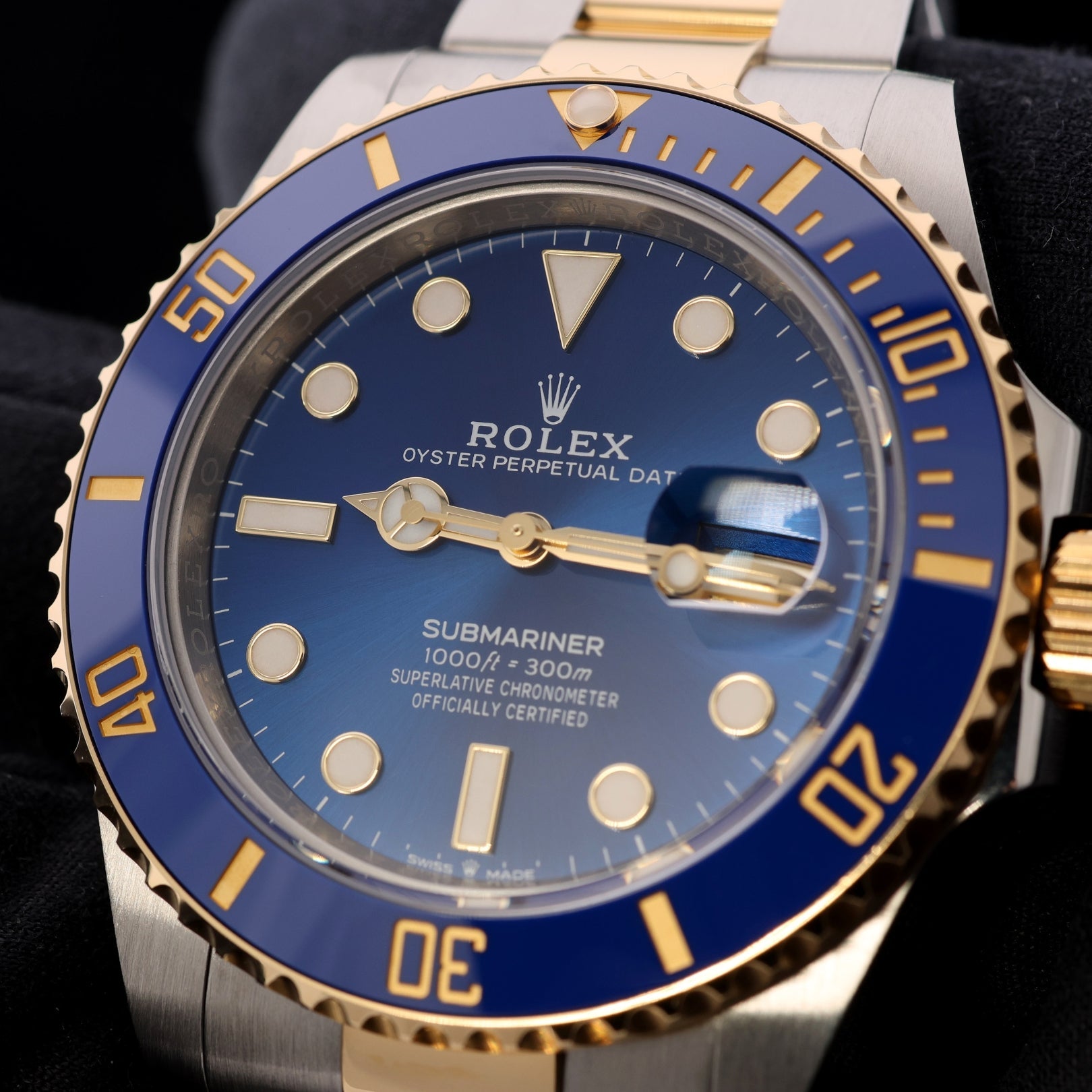 Rolex Submariner Date, "Bluesy", Blue Dial, Stahl/Gelbgold, Ref. 126613LB, 2024, B+P - LUXUHRIA