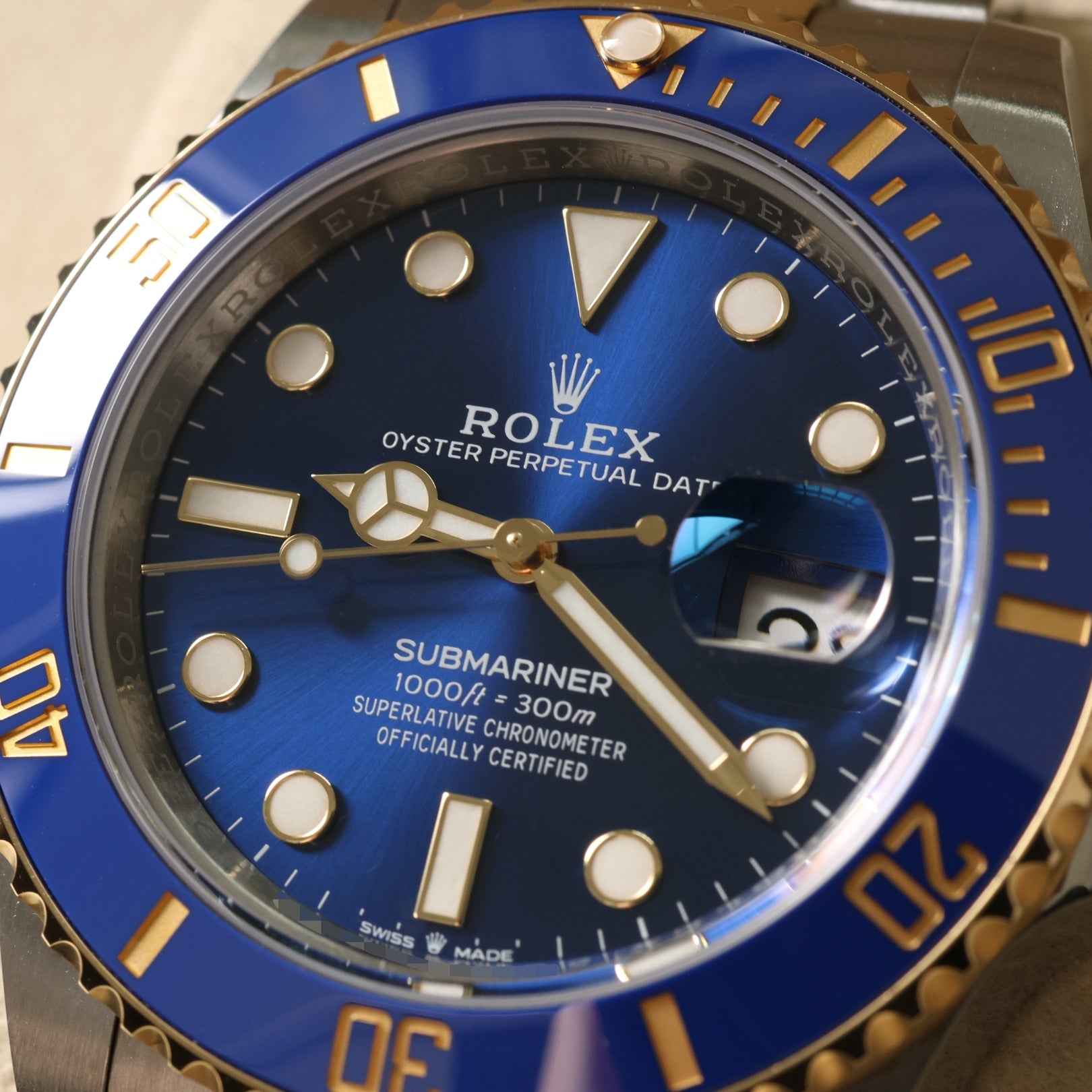 Rolex Submariner Date, "Bluesy", Blue Dial, Stahl/Gelbgold, Ref. 126613LB, 2024, B+P - LUXUHRIA