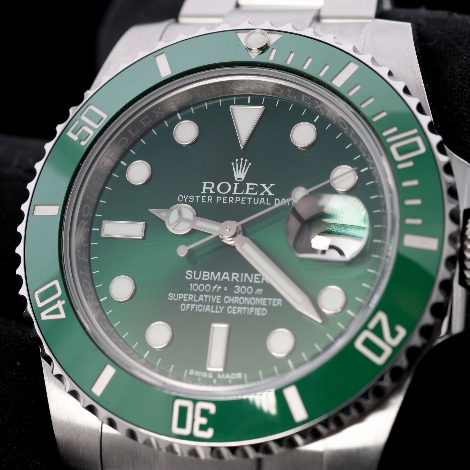 Rolex Submariner Date "Hulk", 40mm, Ref. 116610LV, 10 - 2016/DE, B+P - LUXUHRIA