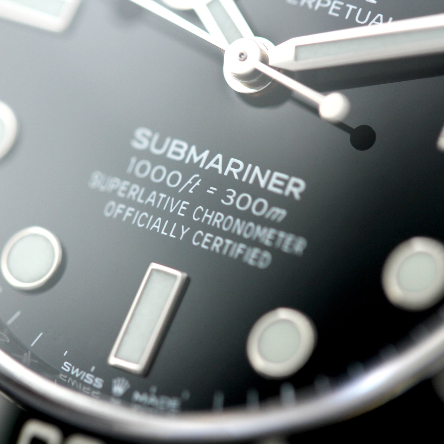 Rolex Submariner No Date 41, Cerachrom-Lünette, Ref. 124060, 2020, B+P - LUXUHRIA