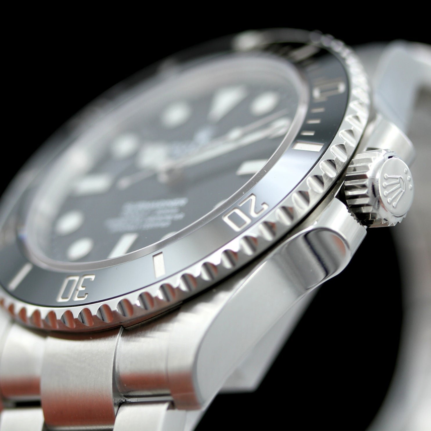 Rolex Submariner No Date 41, Cerachrom - Lünette, Ref. 124060, B+P - LUXUHRIA