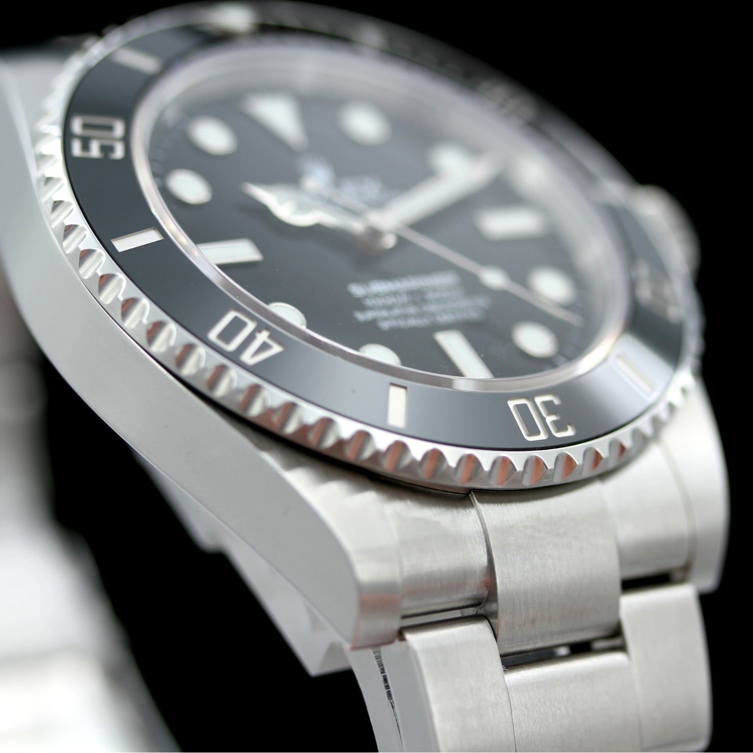 Rolex Submariner No Date 41, Cerachrom - Lünette, Ref. 124060, B+P - LUXUHRIA