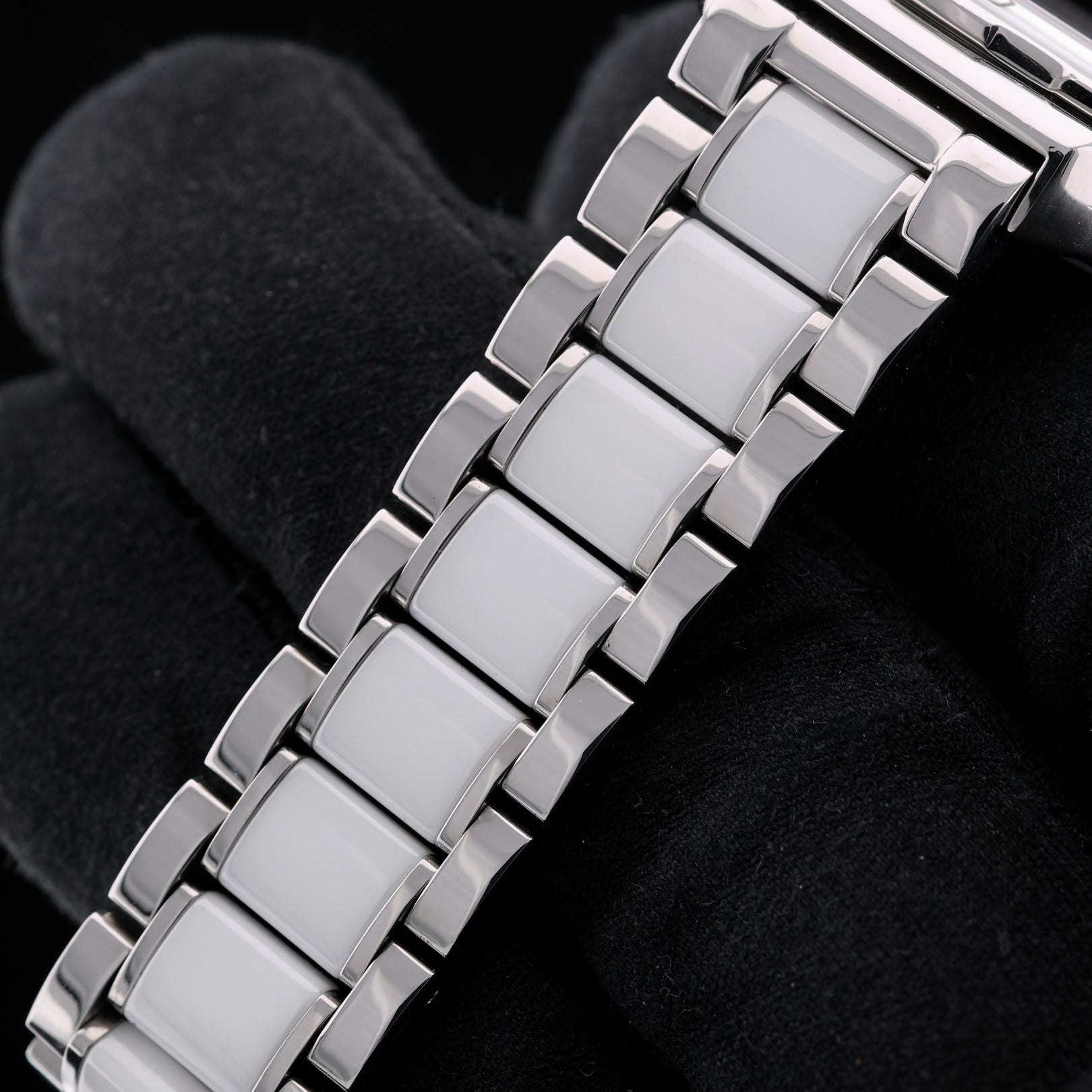 TAG Heuer Formula 1 Lady, White Ceramic, Ref. WAH1211.BA0861, 10 - 2011, B+P - LUXUHRIA